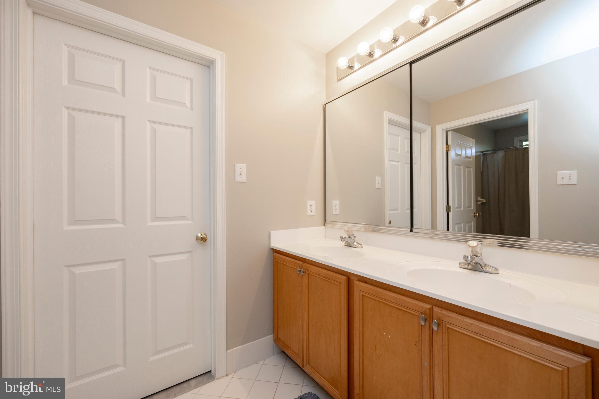 RESERVE AT EAGLE - Residential