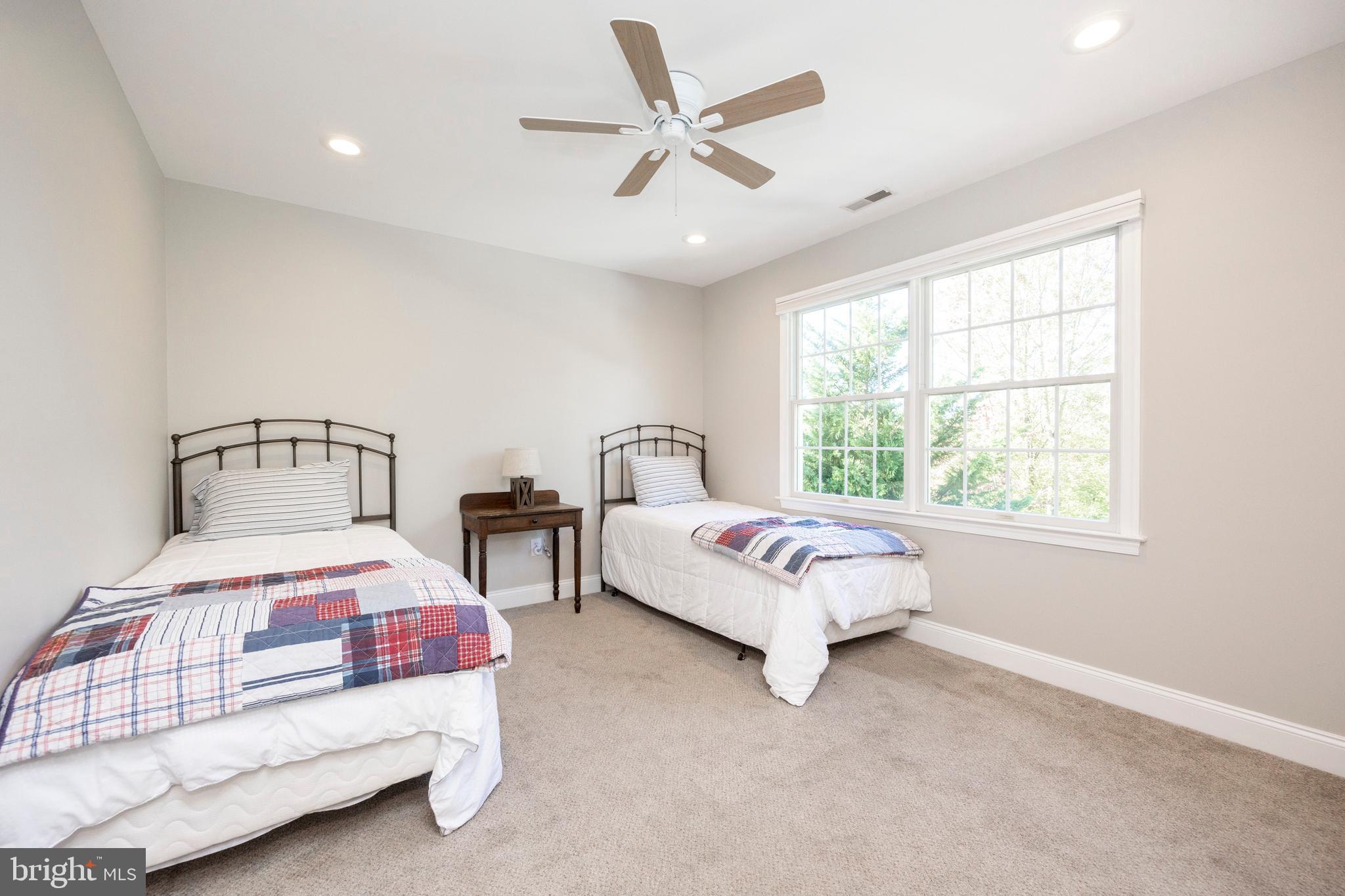 RESERVE AT EAGLE - Residential