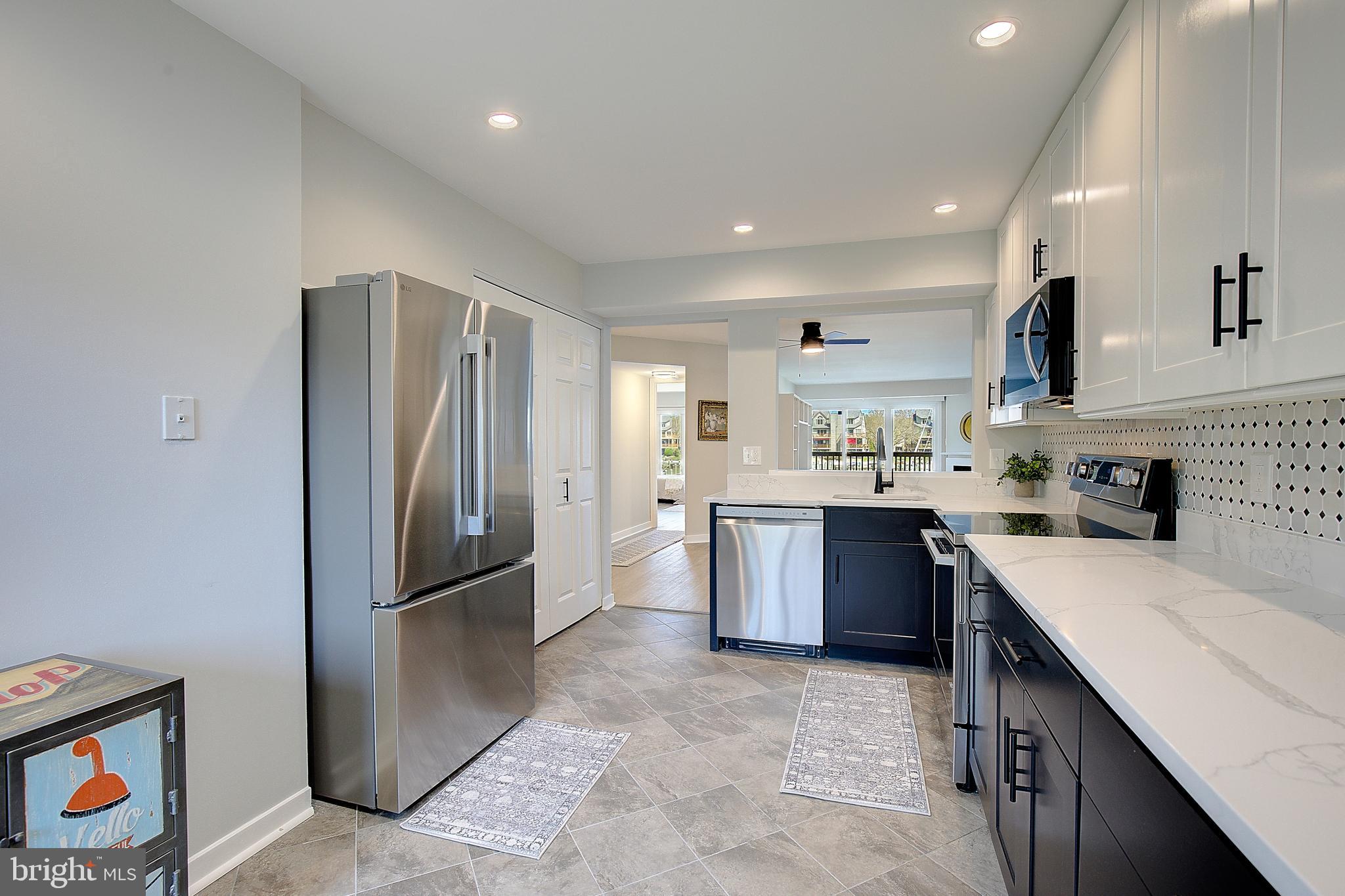 CHESAPEAKE HARBOUR - Residential