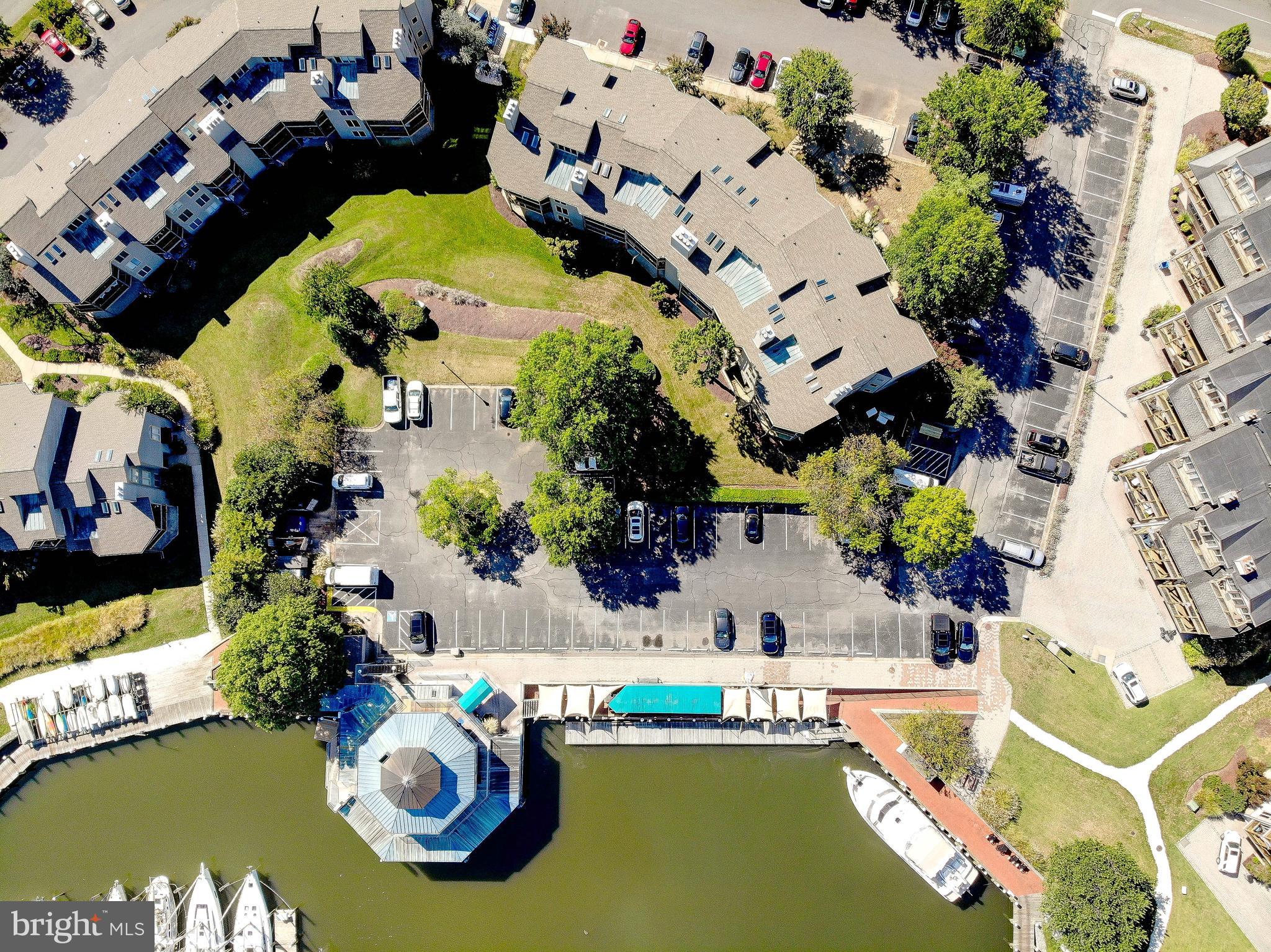 CHESAPEAKE HARBOUR - Residential