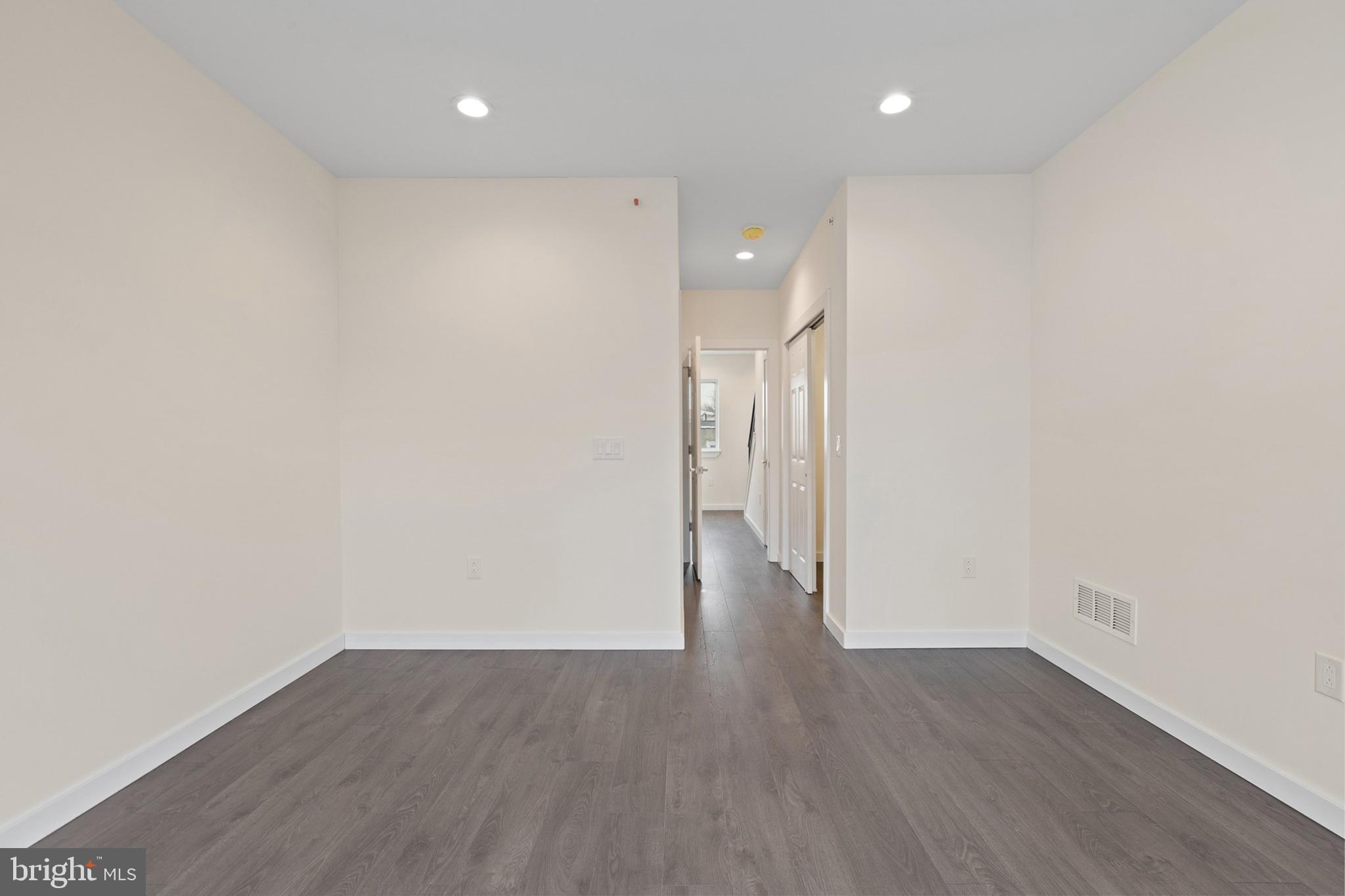 NORRIS SQUARE - Residential