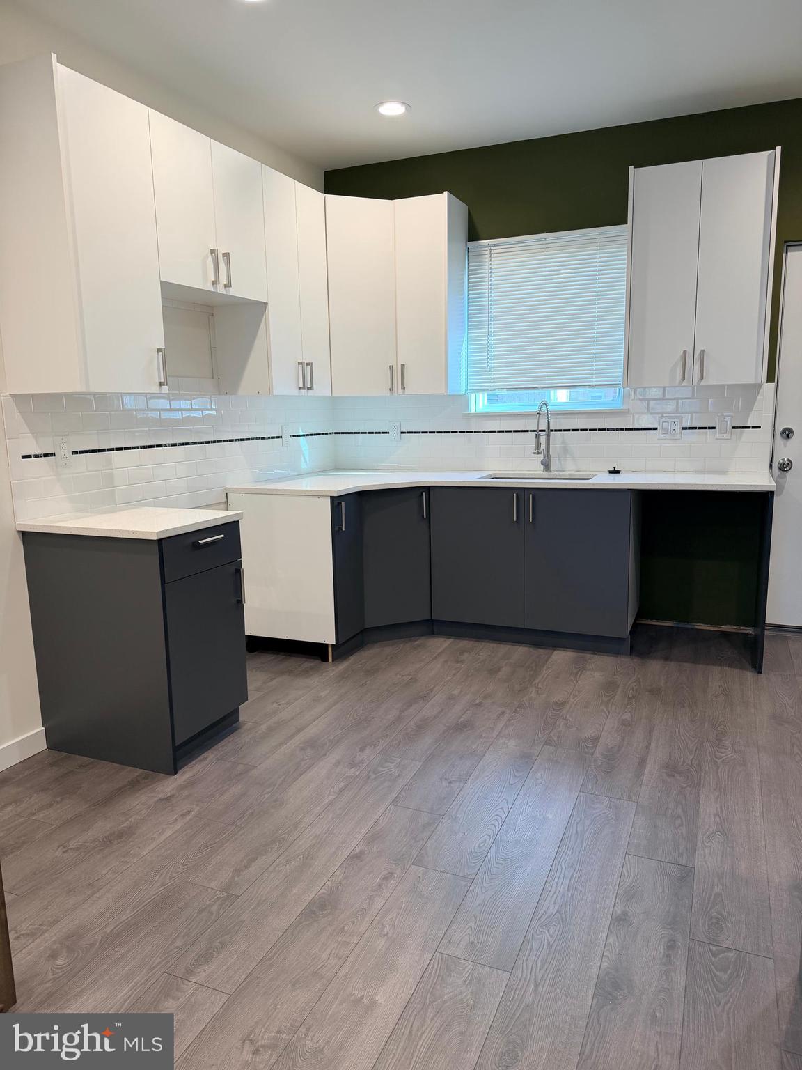 NORRIS SQUARE - Residential