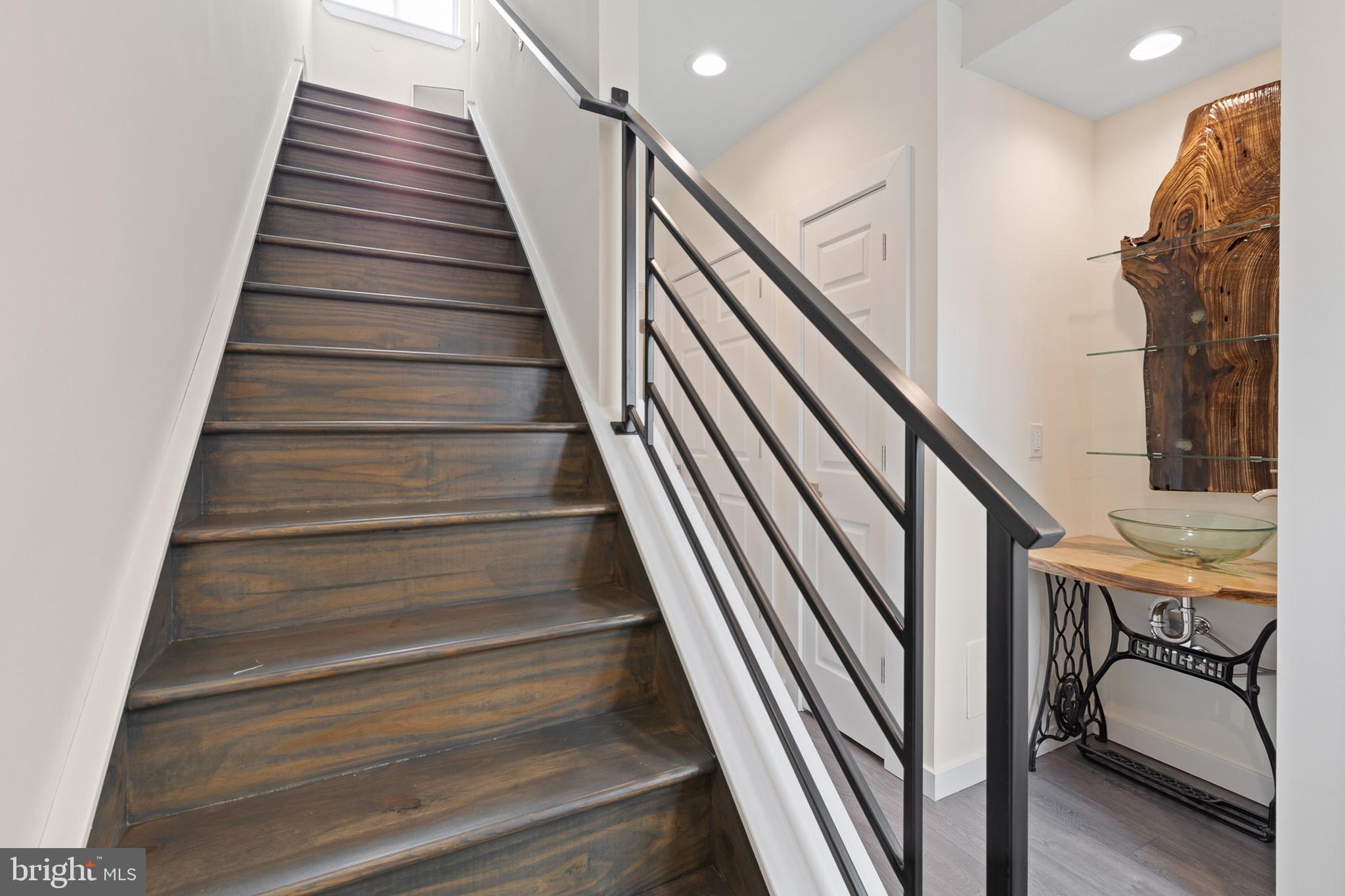 NORRIS SQUARE - Residential