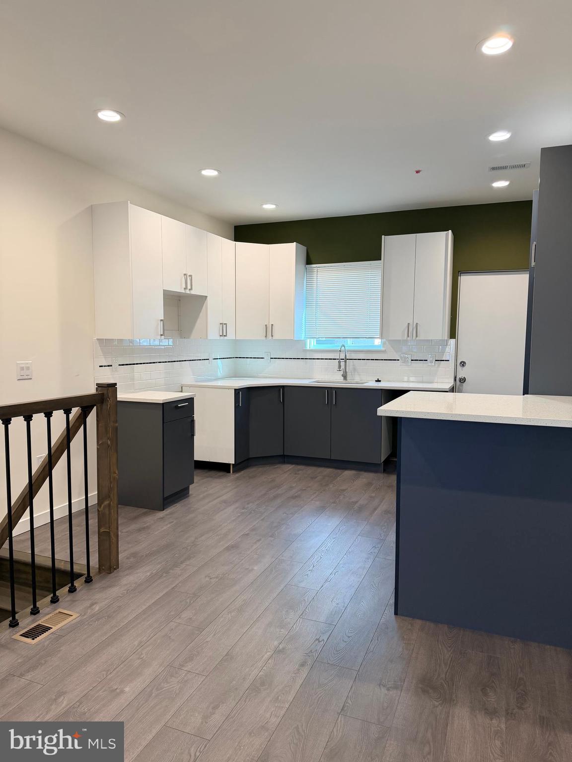 NORRIS SQUARE - Residential