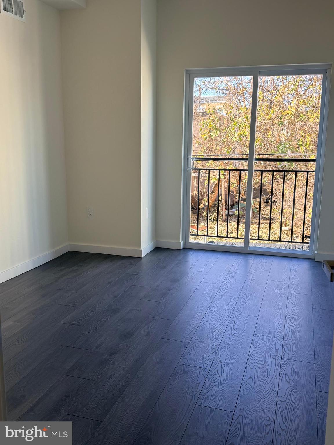 NORRIS SQUARE - Residential