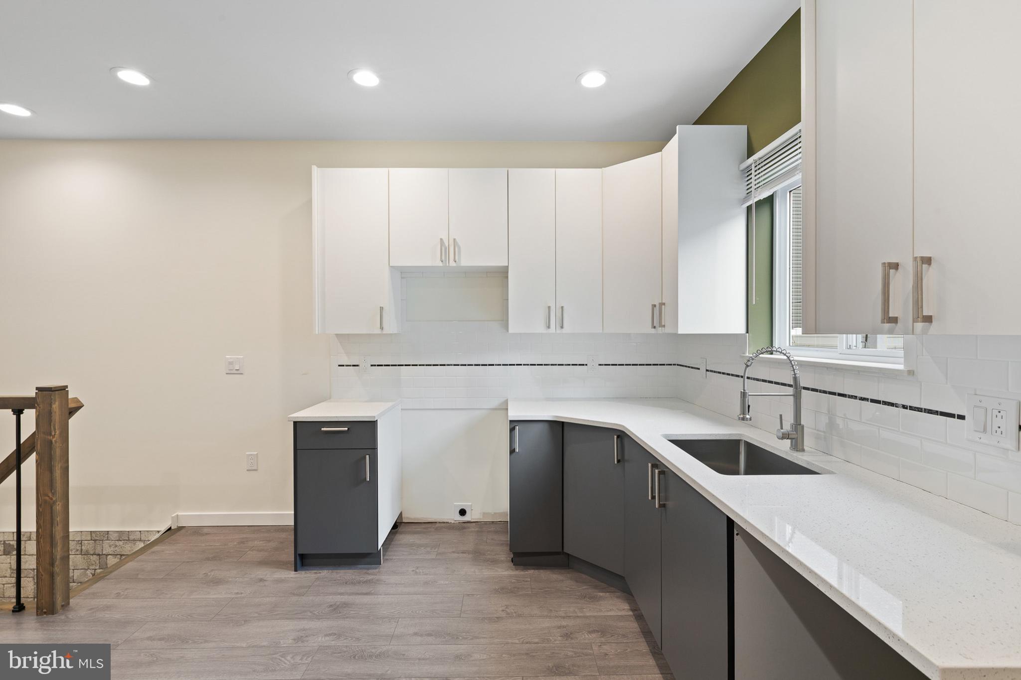 NORRIS SQUARE - Residential