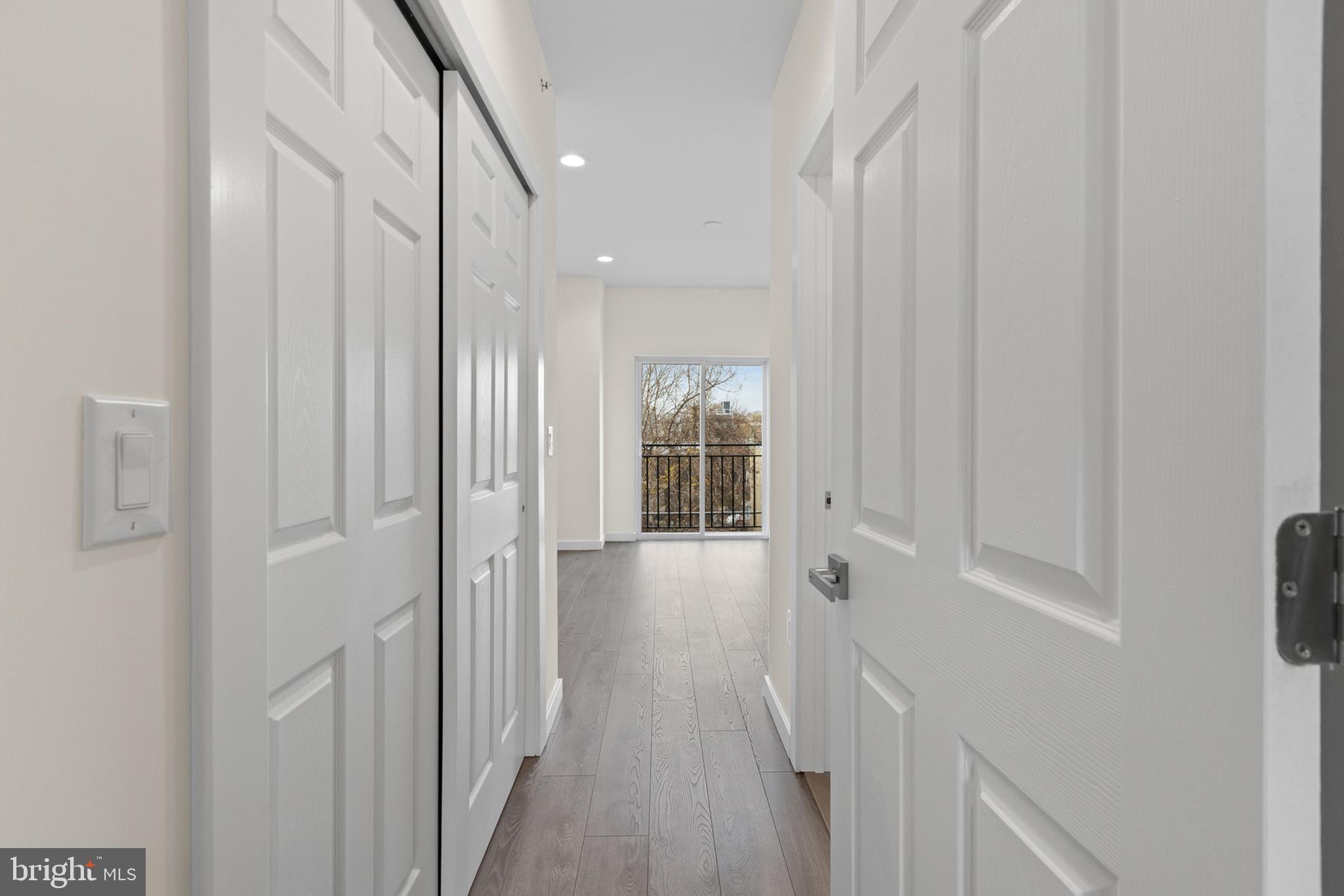 NORRIS SQUARE - Residential