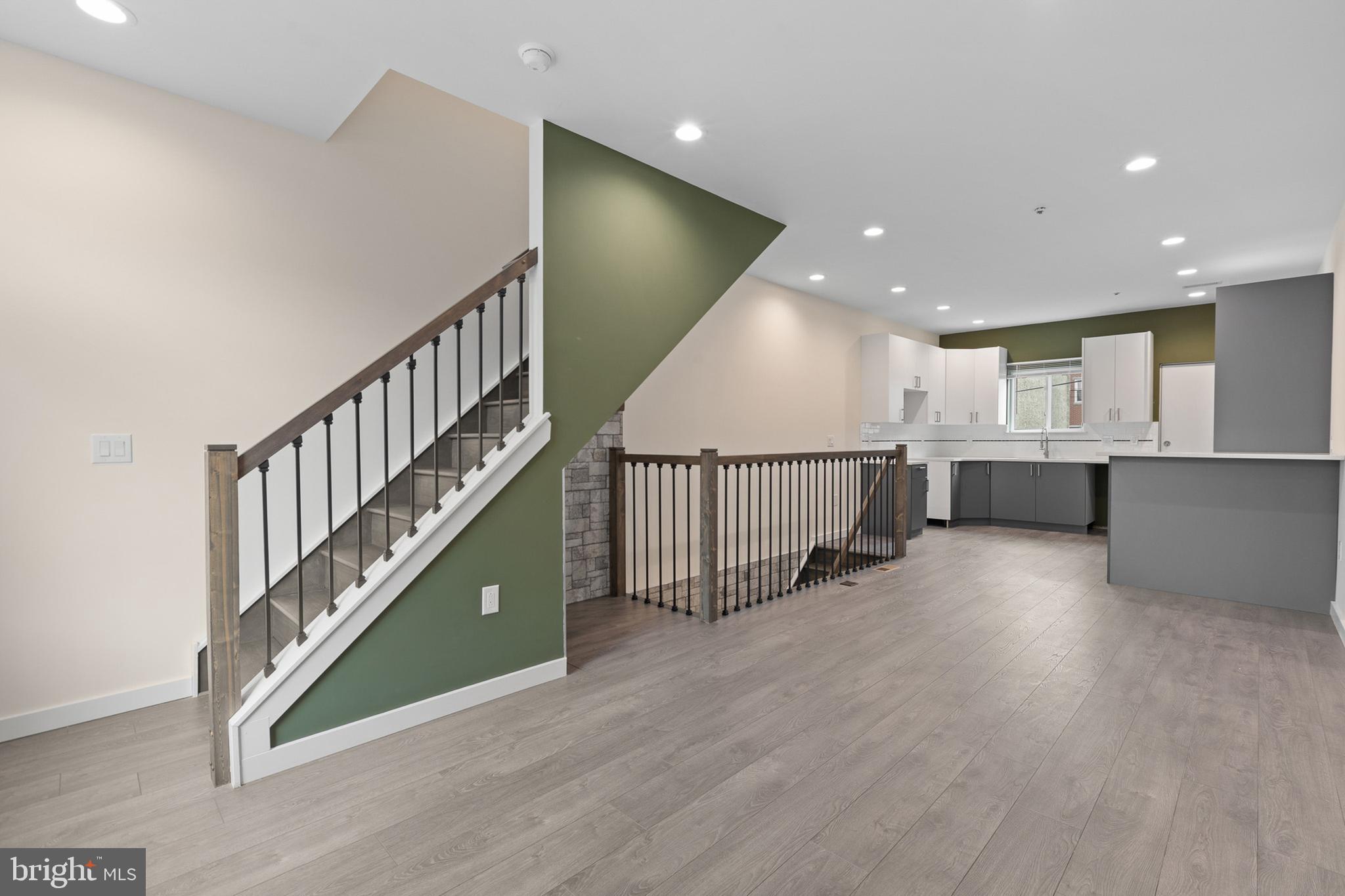 NORRIS SQUARE - Residential