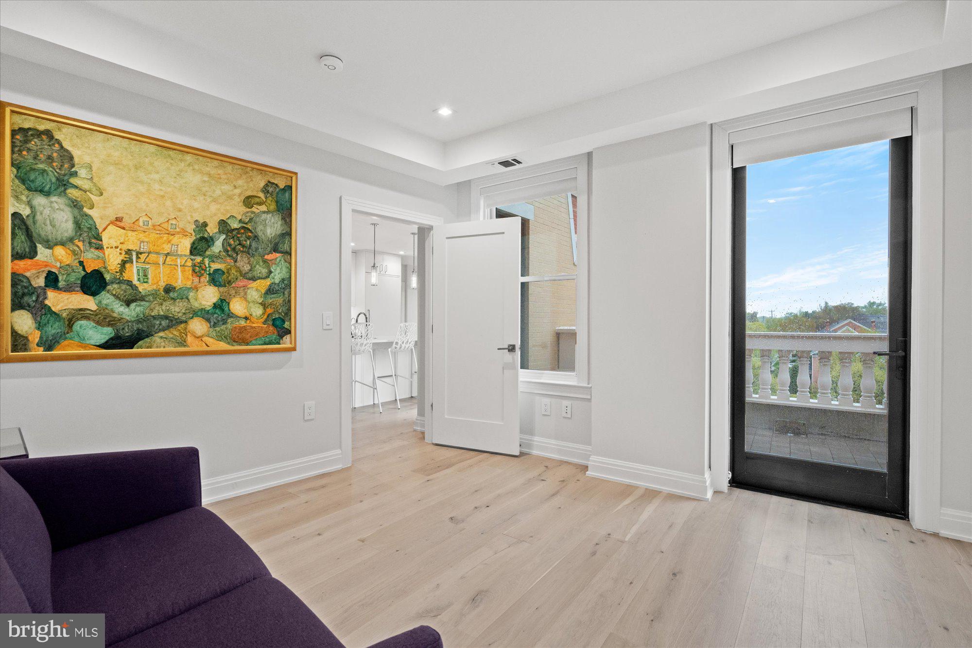 CHEVY CHASE - Residential