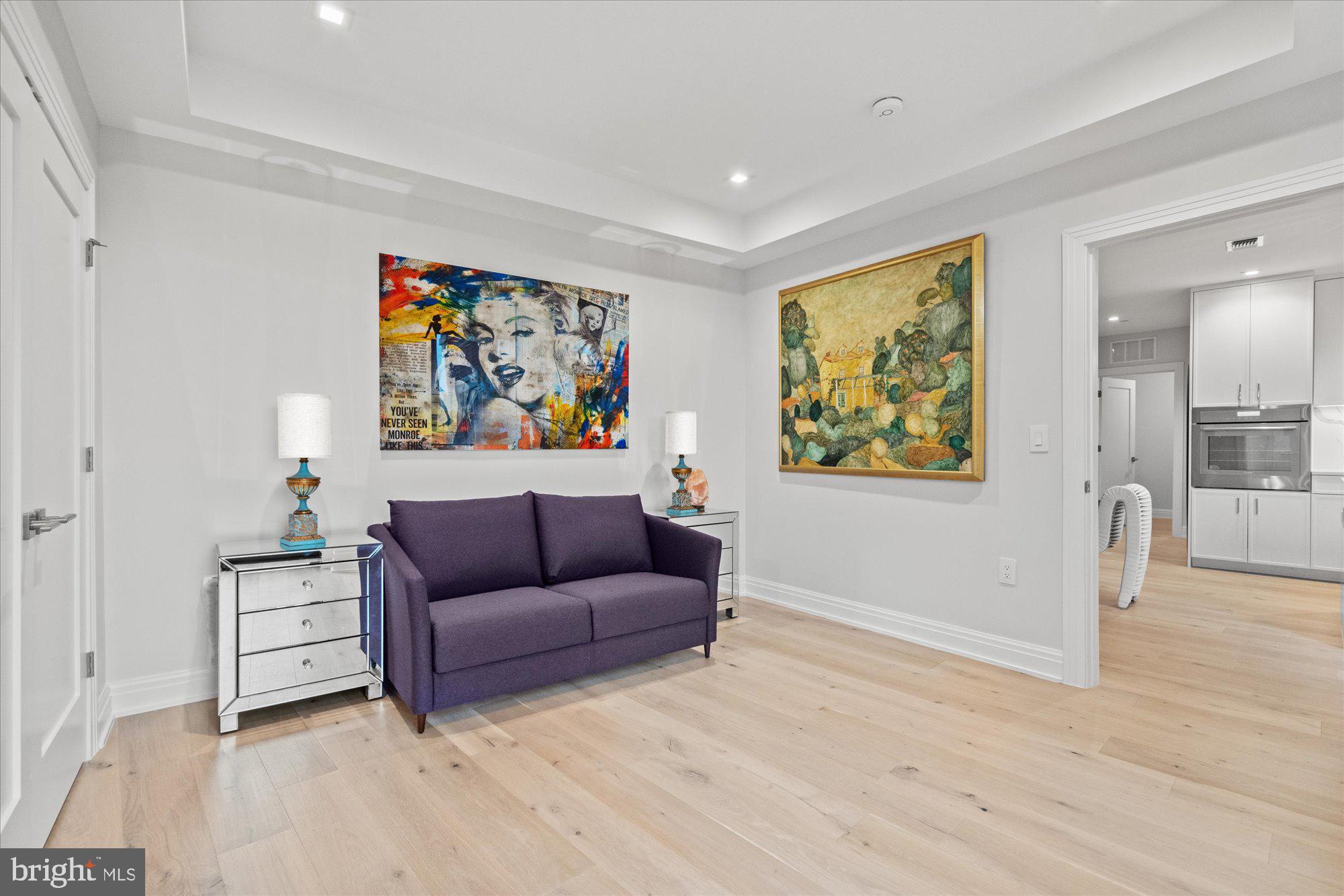 CHEVY CHASE - Residential