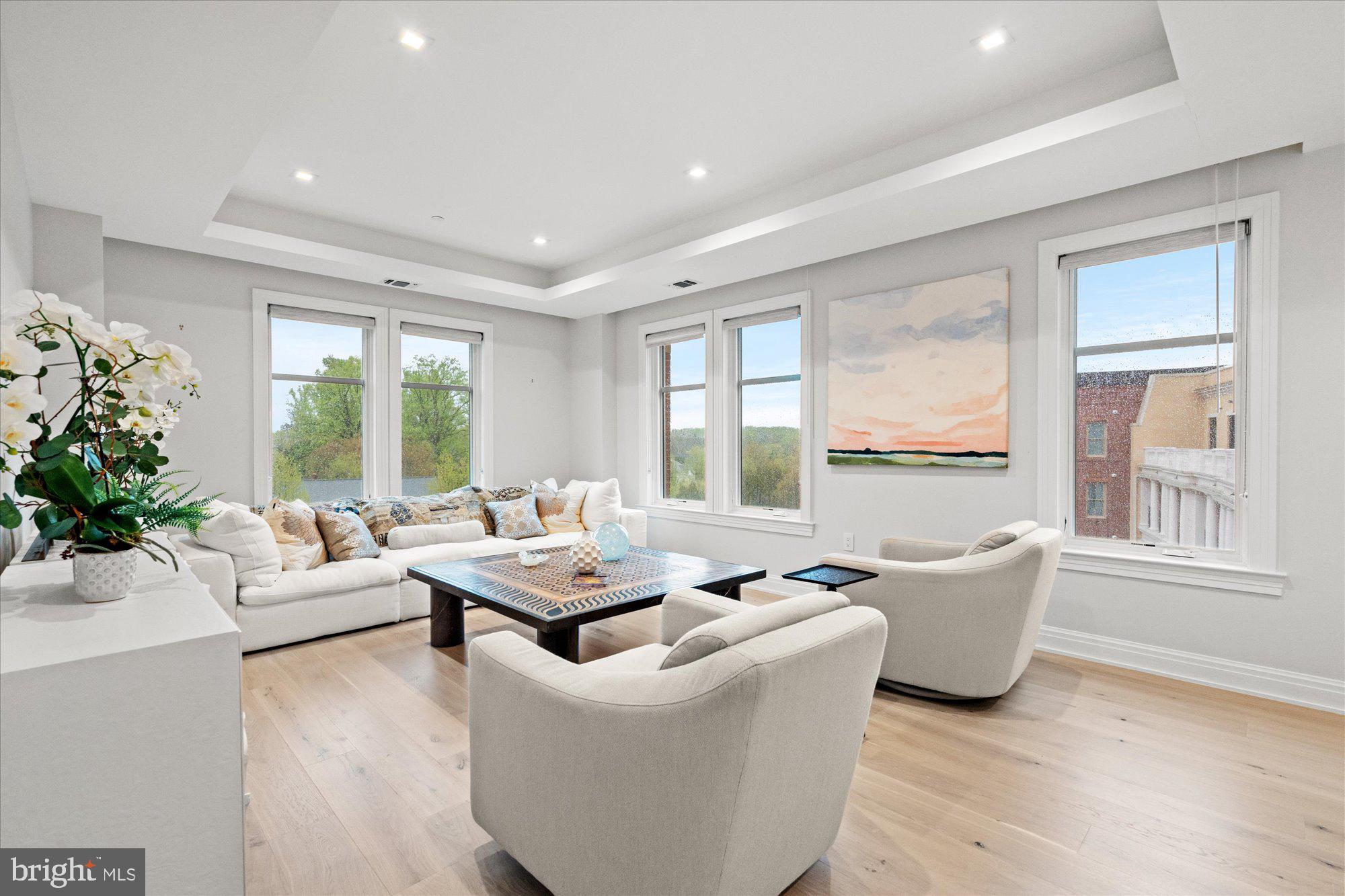 CHEVY CHASE - Residential