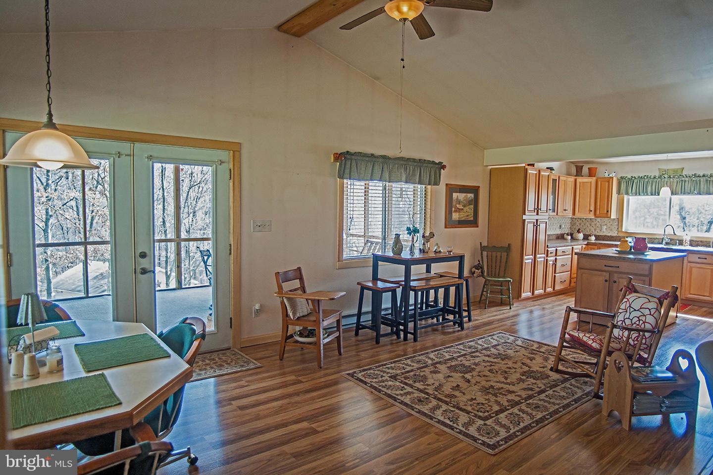 HIGHLAND RIDGE - Residential