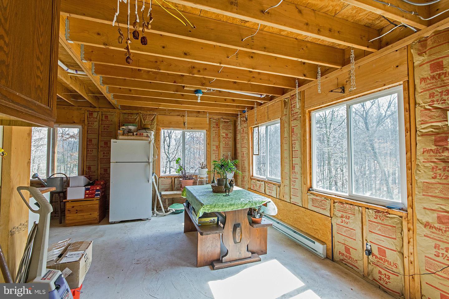 HIGHLAND RIDGE - Residential