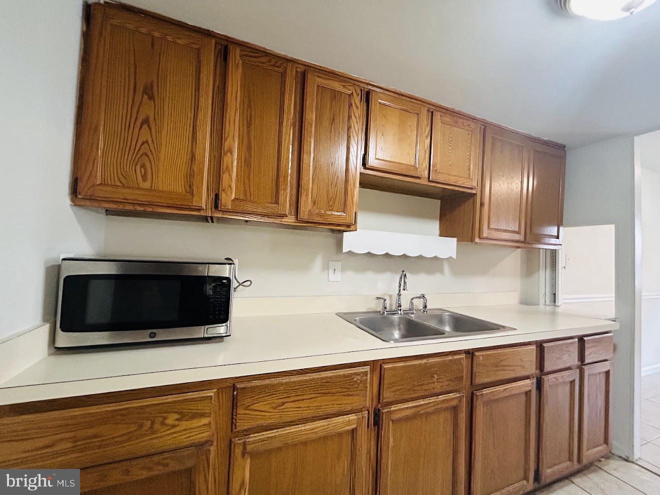 DALE CITY - Residential Lease