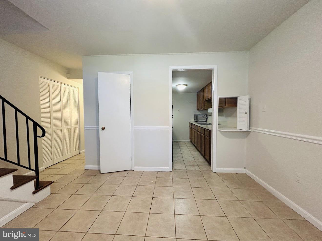 DALE CITY - Residential Lease