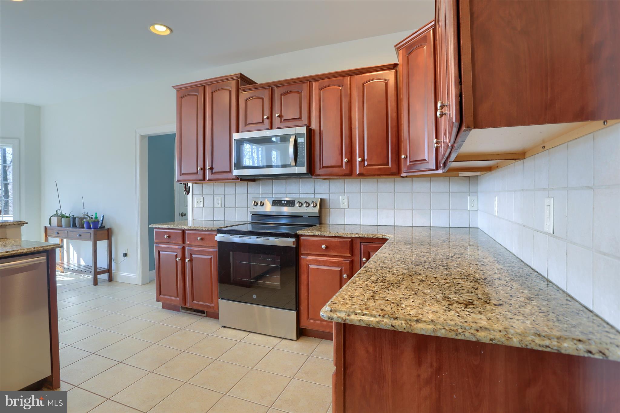 ESTATES OF FOREST RIDGE - Residential