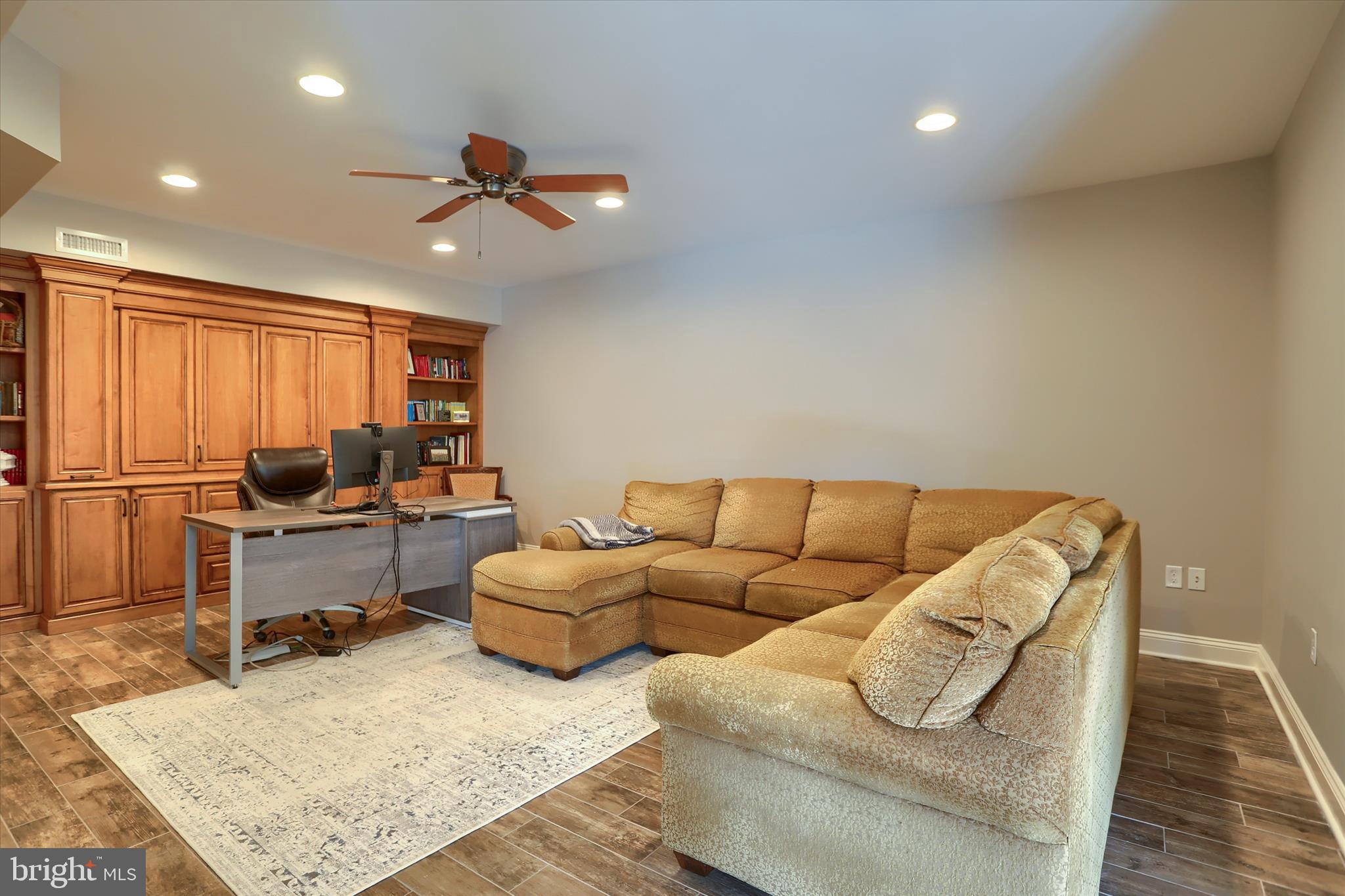 ESTATES OF FOREST RIDGE - Residential