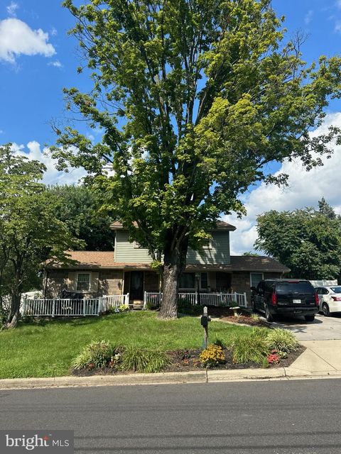 Photo of 7502 Blanford Drive, FORT WASHINGTON, MD 20744 (MLS # MDPG2194264)