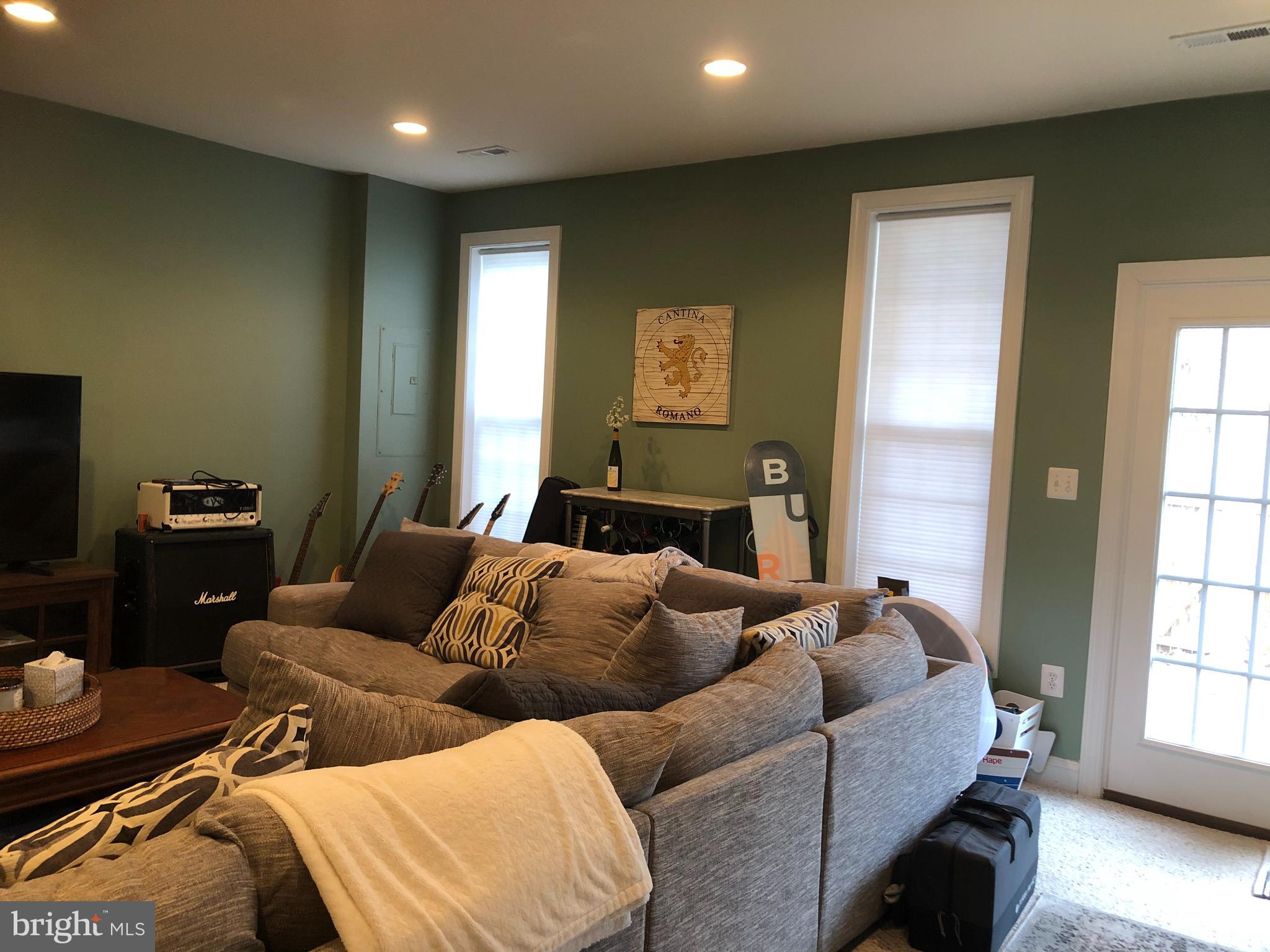 SOUTH MARKET - Residential Lease