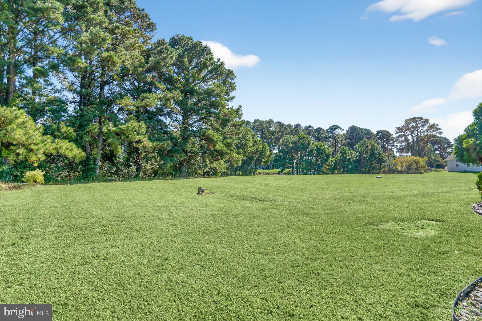 CAPTAIN'S COVE - Residential