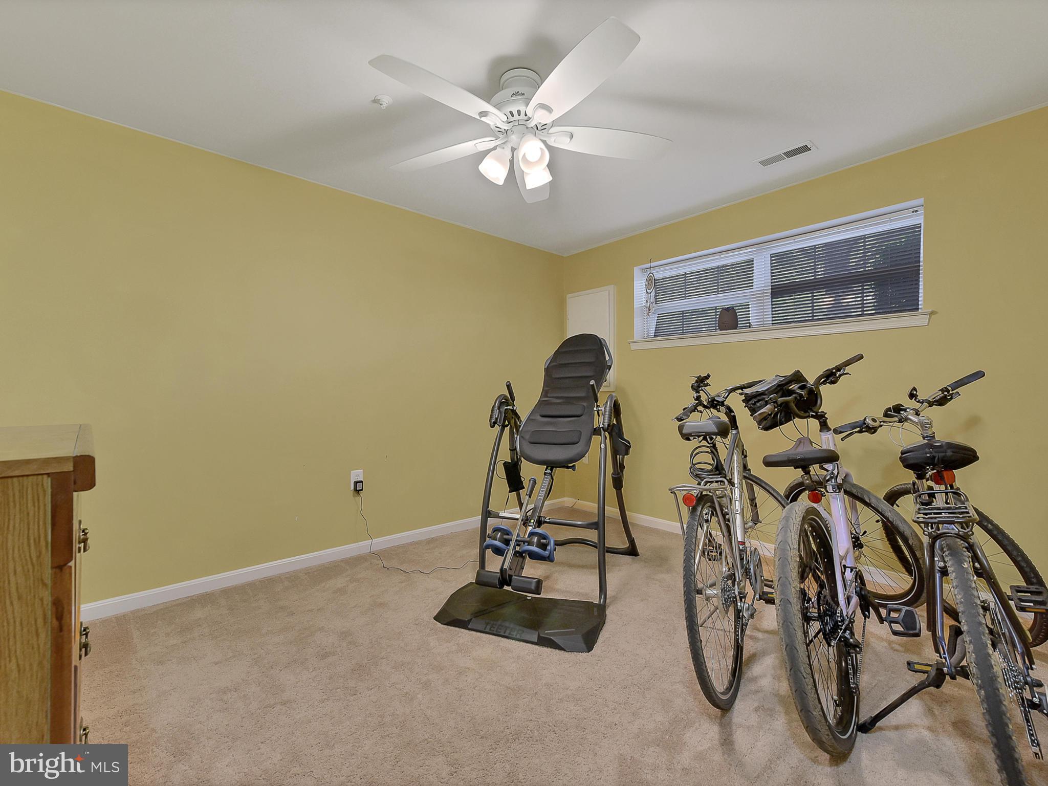 TUSCARORA KNOLLS - Residential