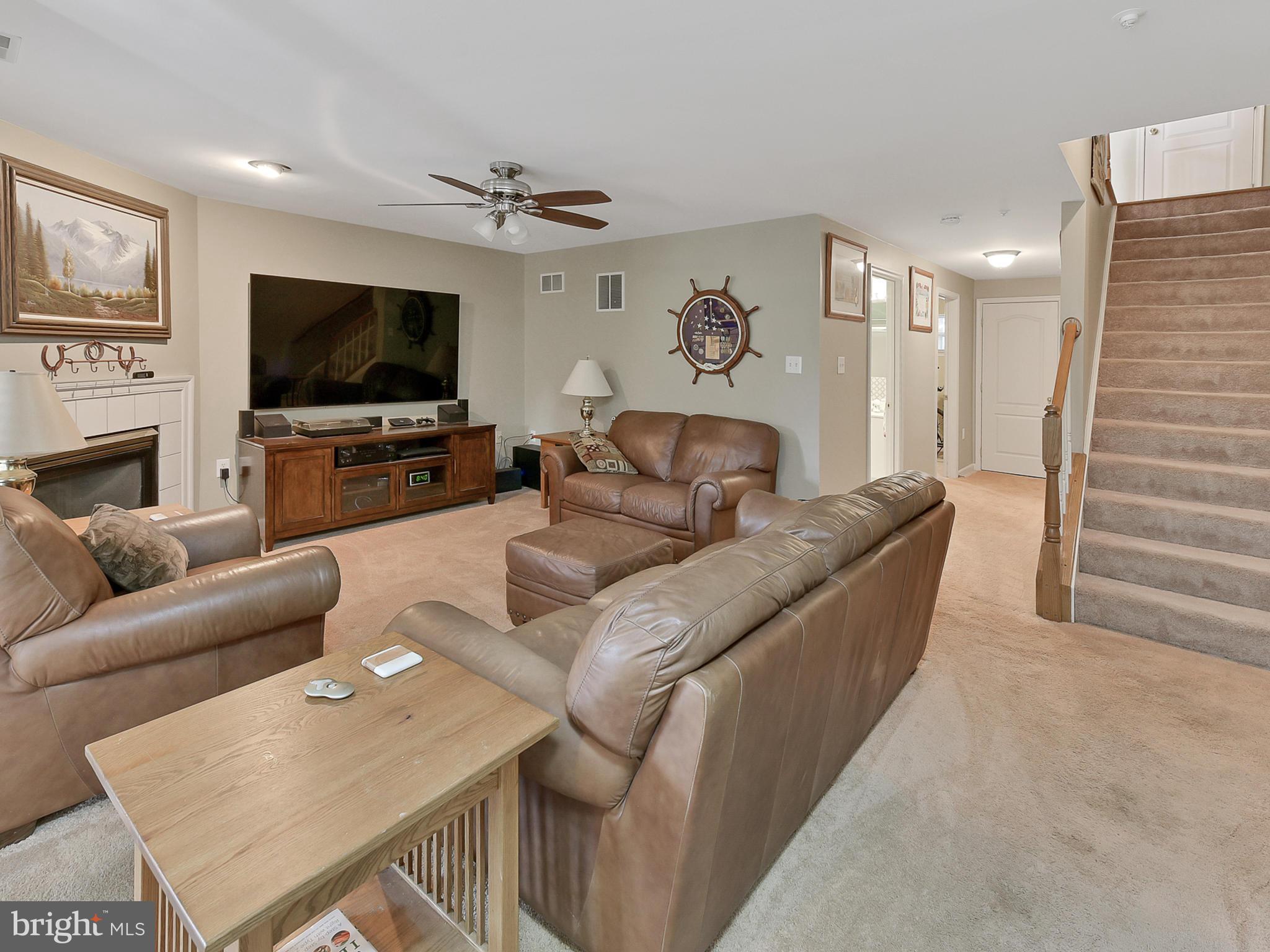 TUSCARORA KNOLLS - Residential