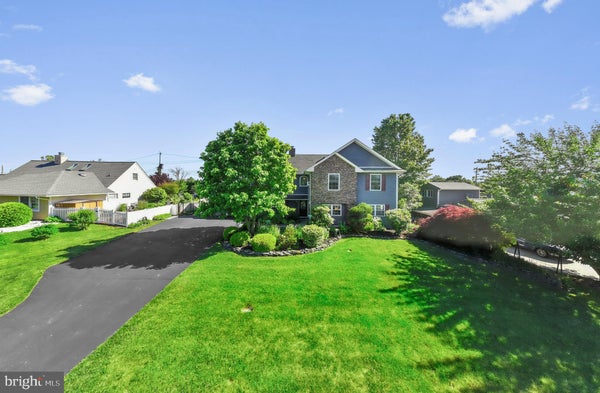 21 RED ROSE DR, LEVITTOWN, PA 19056 - Image 9d0bde0e5fc8105d7fa251cf9b0e935c/2172958694