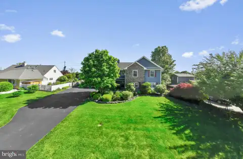 MLS: PABU2123832