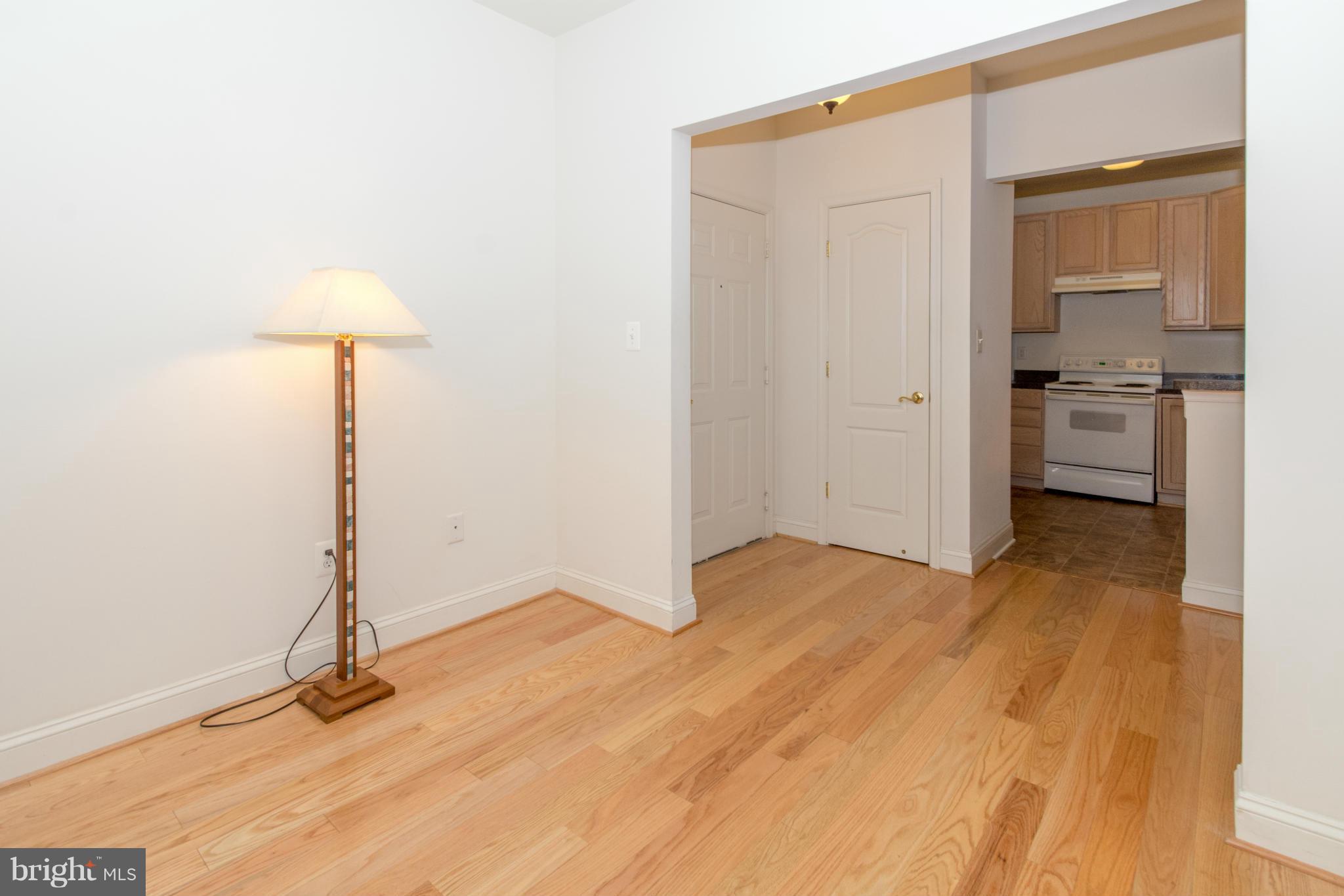 VILLAGE OF RIVER HILL - Residential