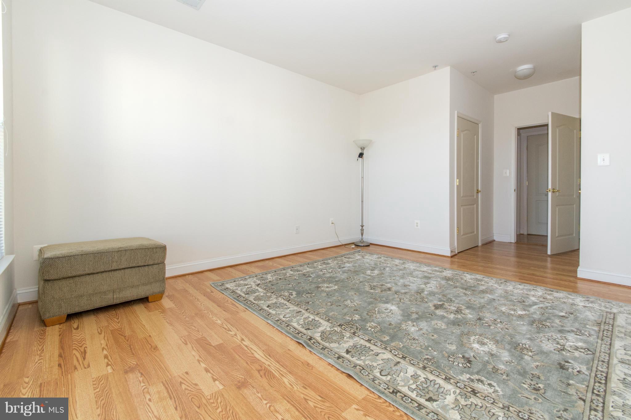 VILLAGE OF RIVER HILL - Residential