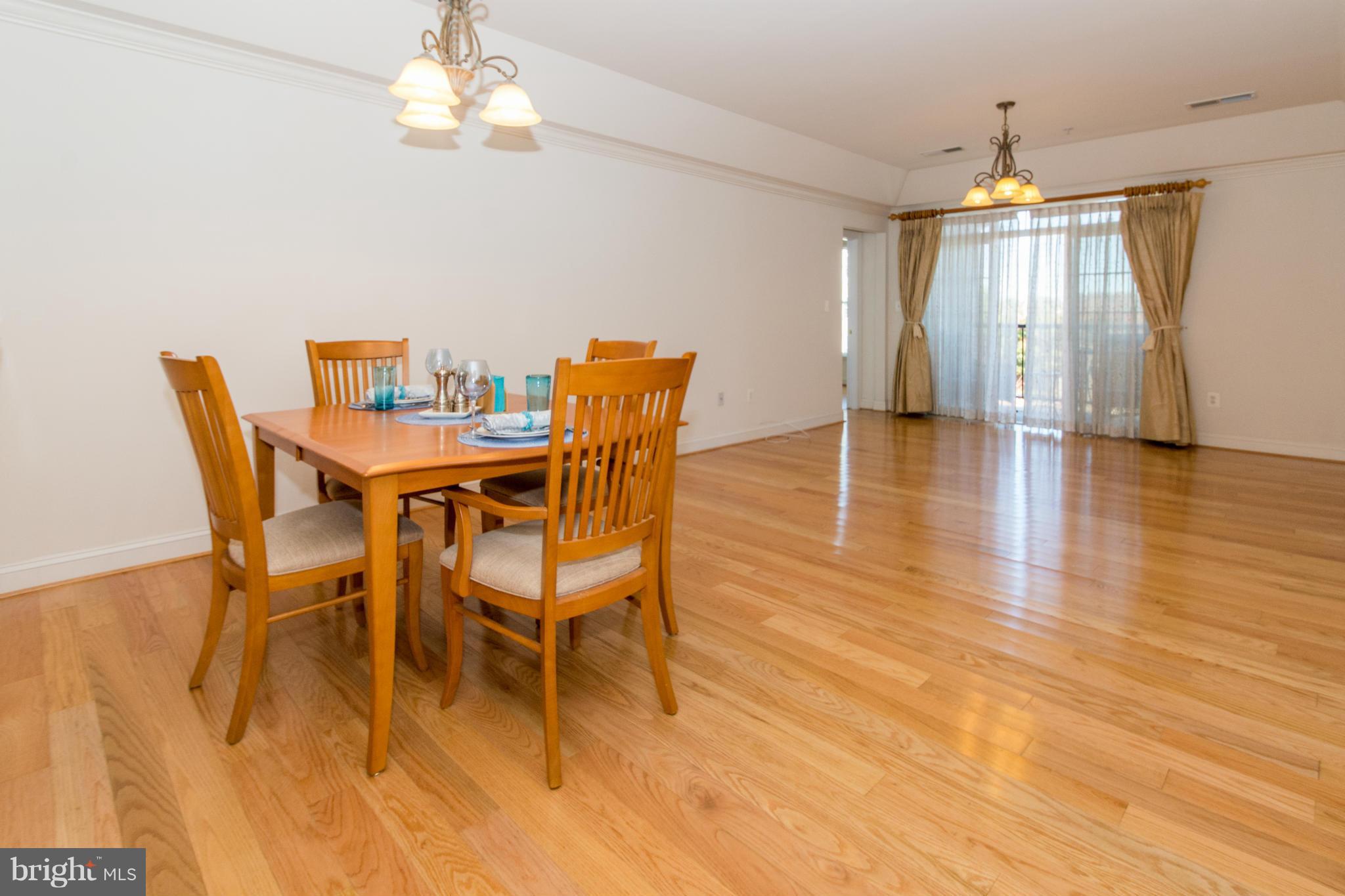 VILLAGE OF RIVER HILL - Residential