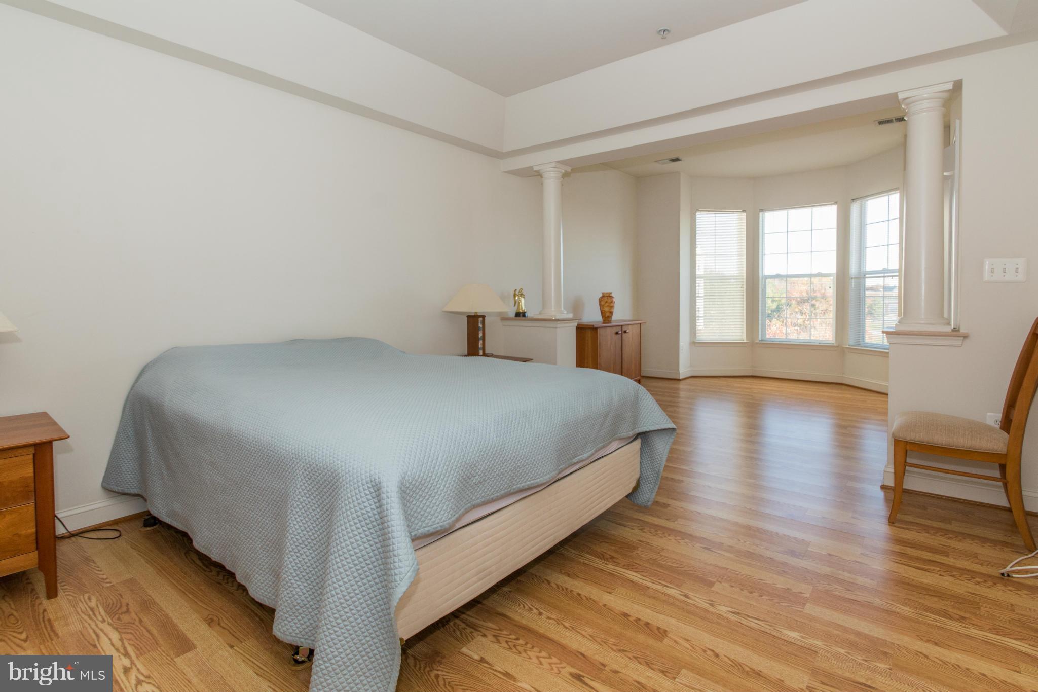 VILLAGE OF RIVER HILL - Residential