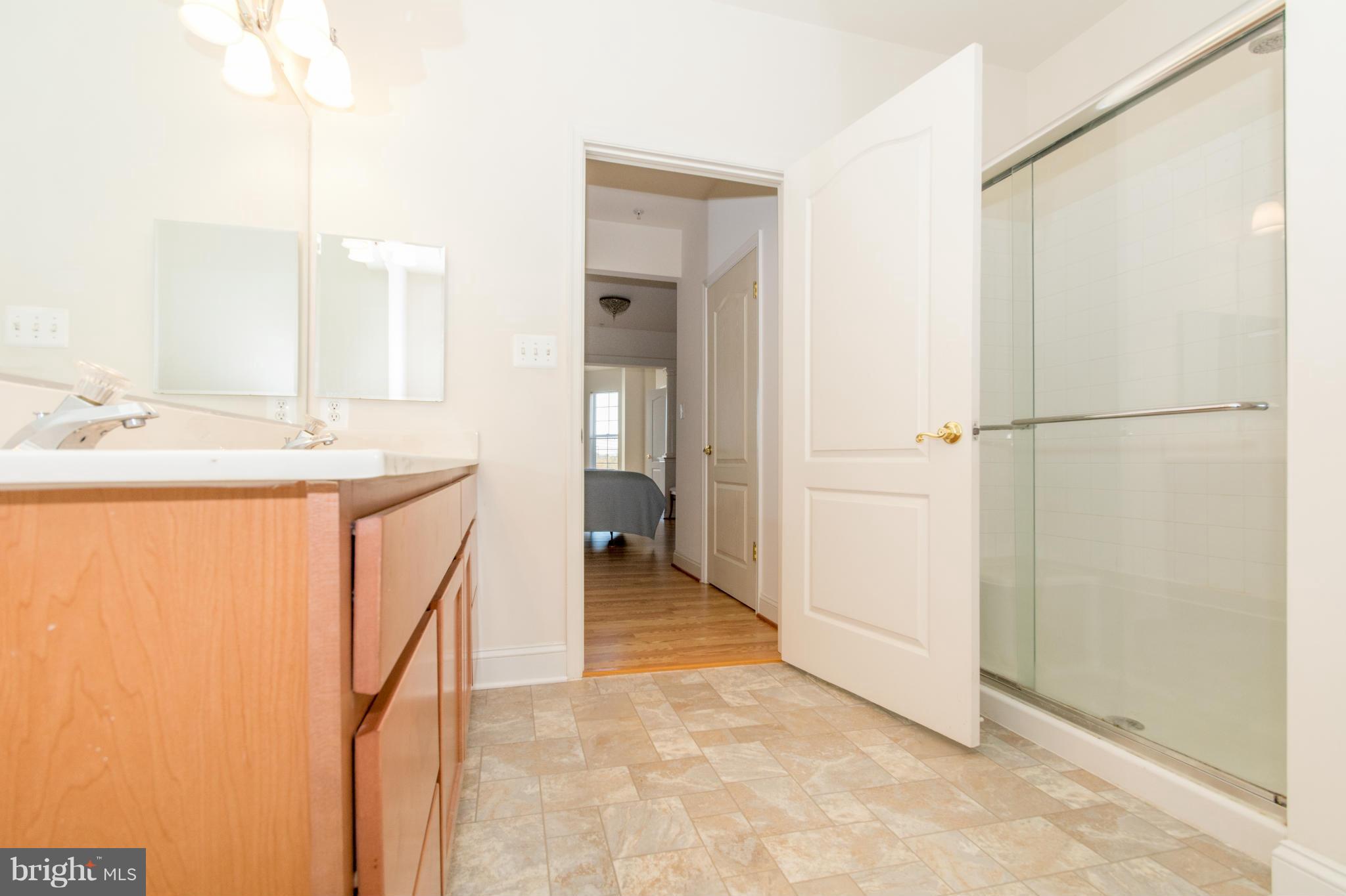 VILLAGE OF RIVER HILL - Residential