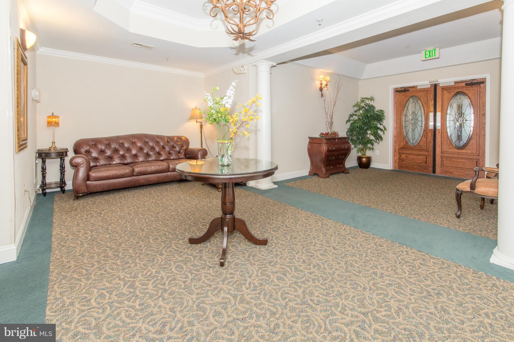 VILLAGE OF RIVER HILL - Residential