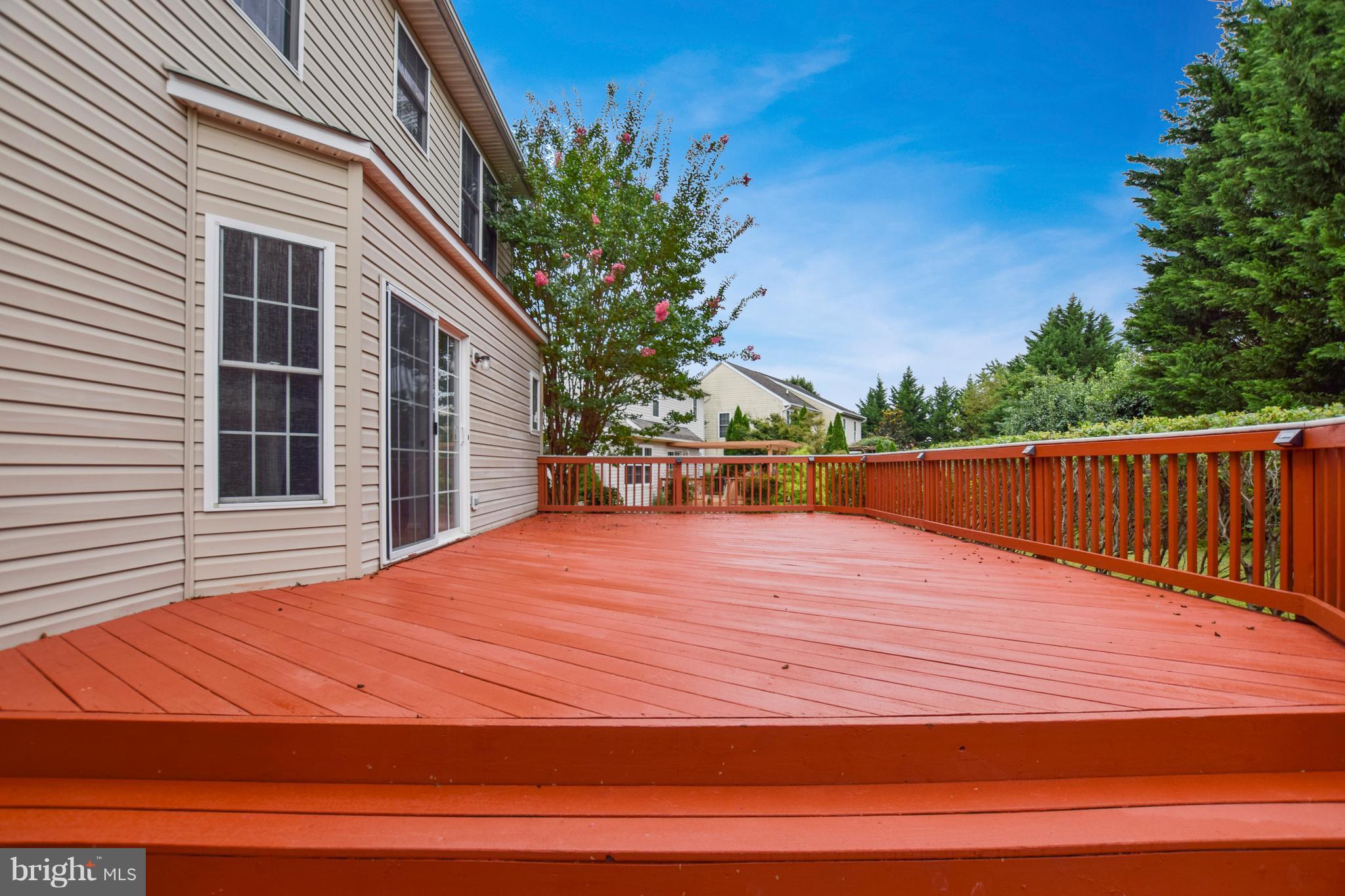 HICKORY OVERLOOK - Residential Lease