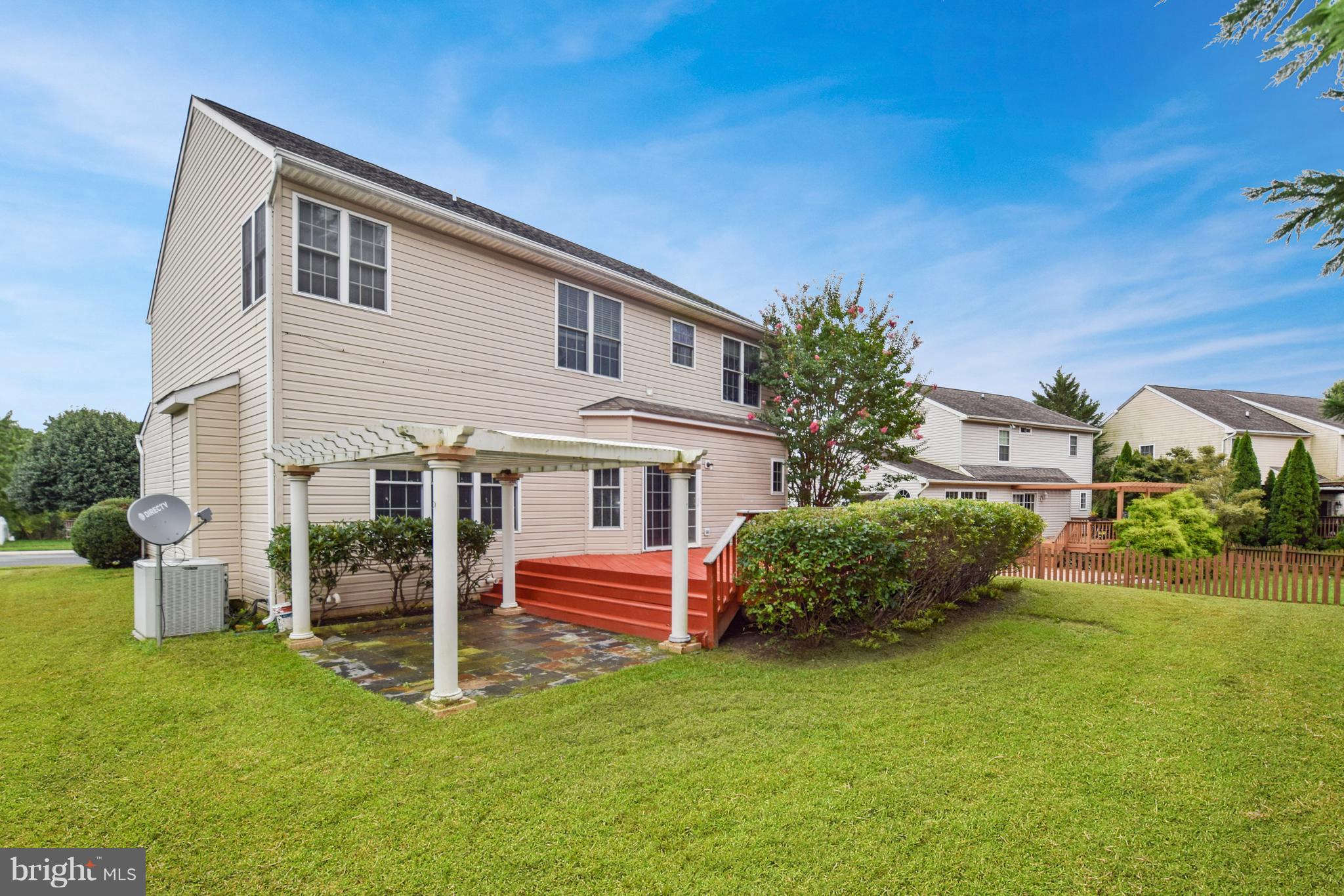 HICKORY OVERLOOK - Residential Lease