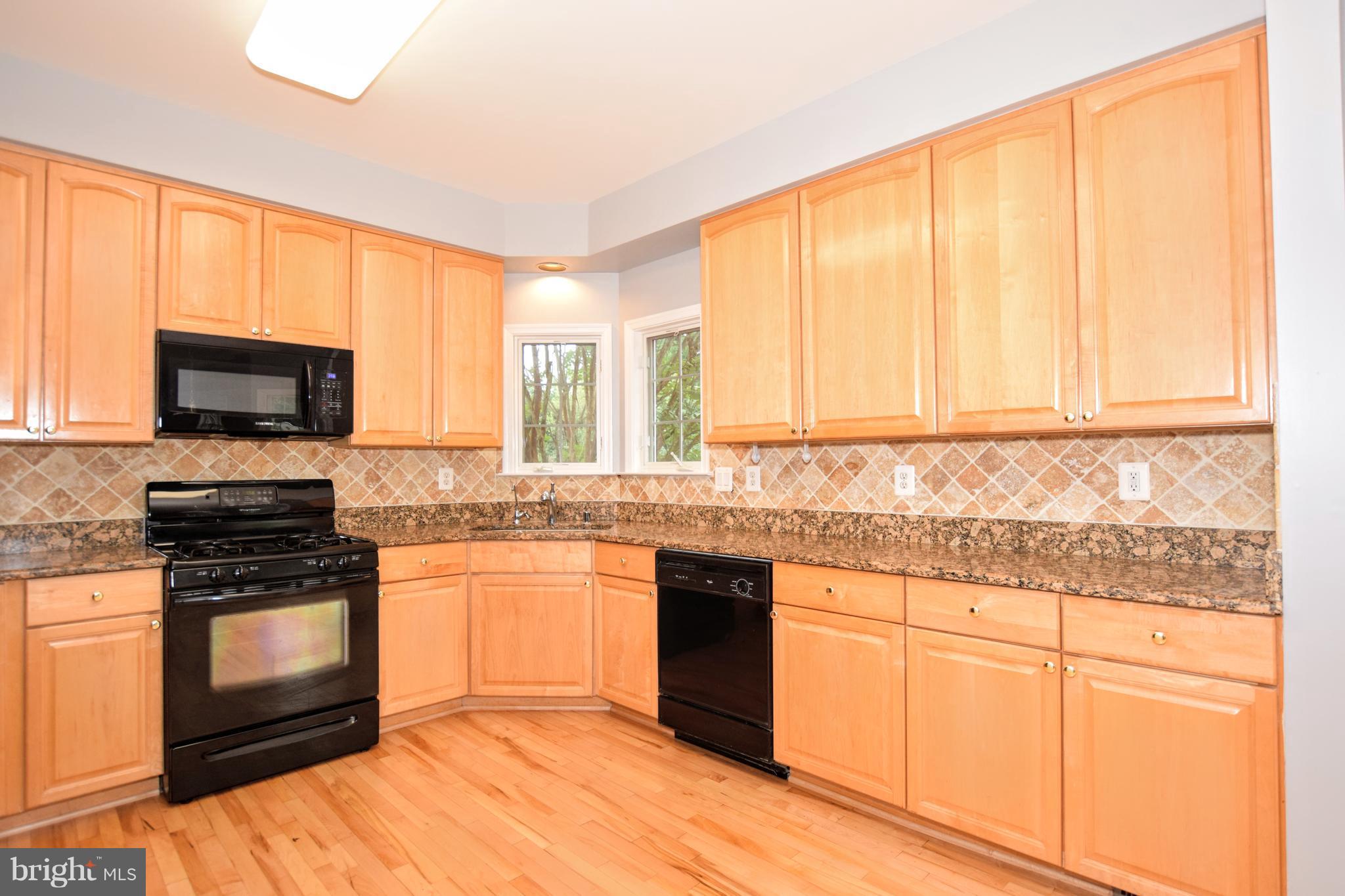 HICKORY OVERLOOK - Residential Lease