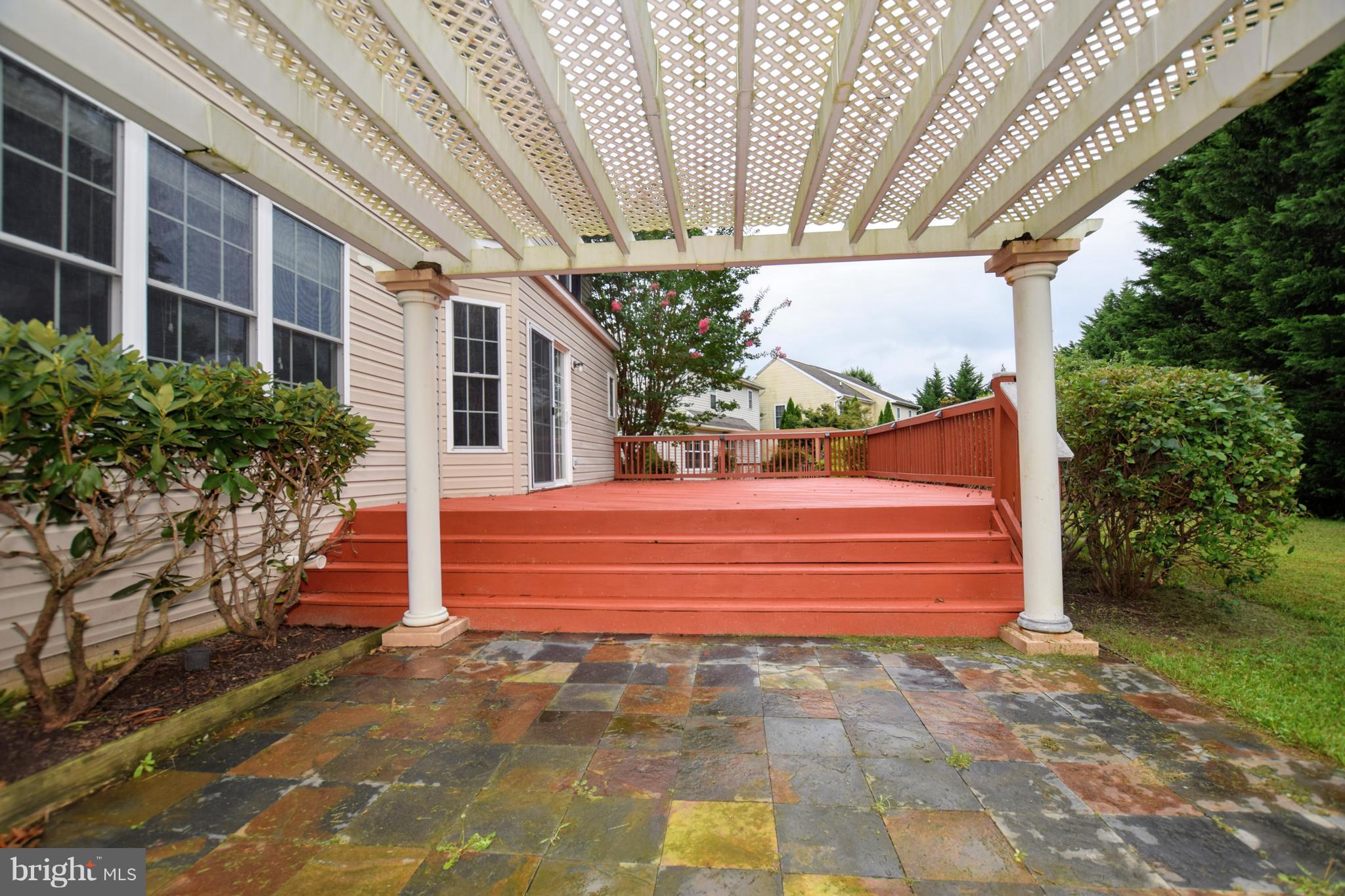 HICKORY OVERLOOK - Residential Lease