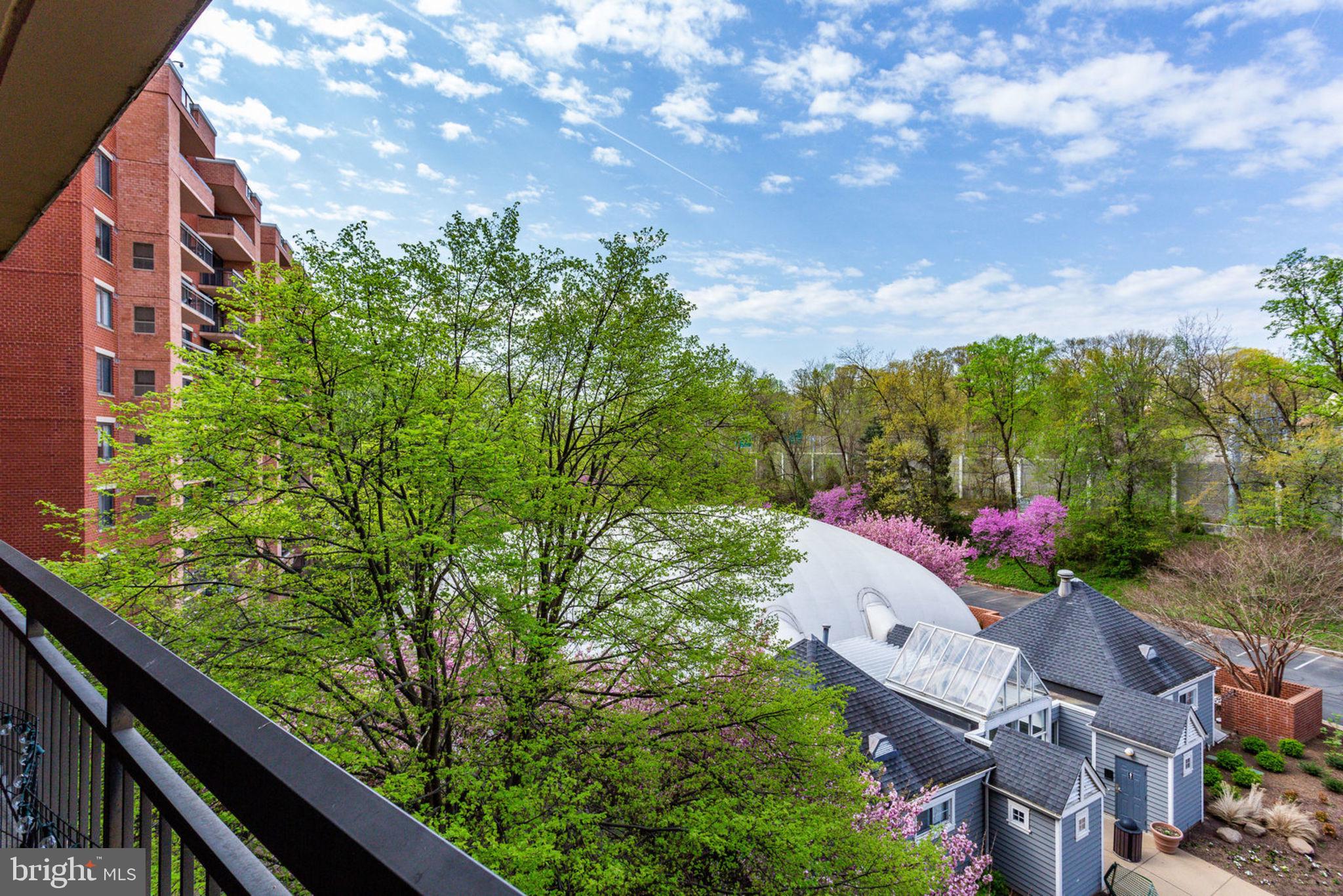 RENAISSANCE AT TYSONS - Residential