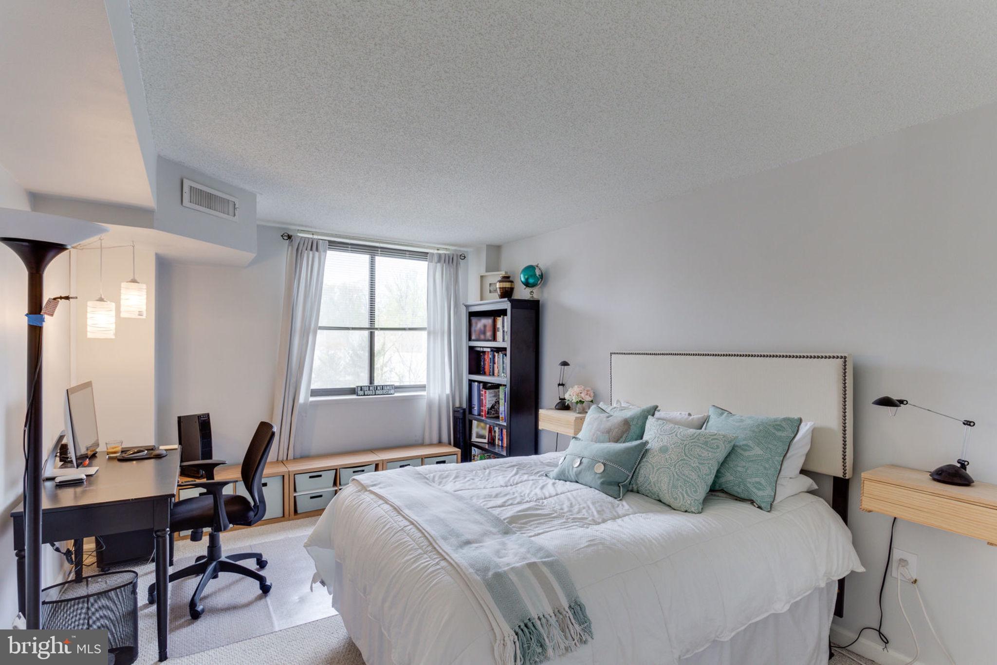 RENAISSANCE AT TYSONS - Residential