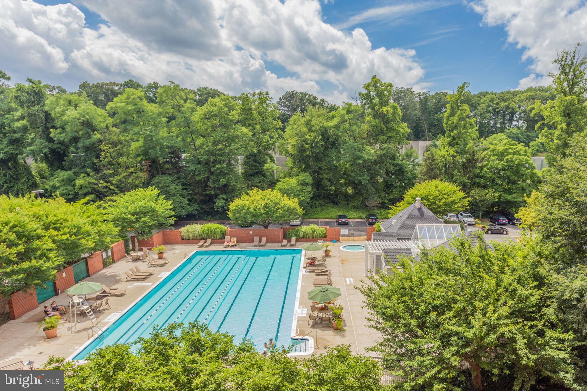 RENAISSANCE AT TYSONS - Residential