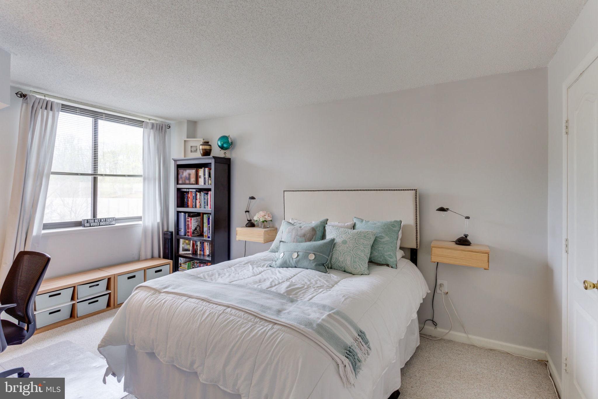 RENAISSANCE AT TYSONS - Residential