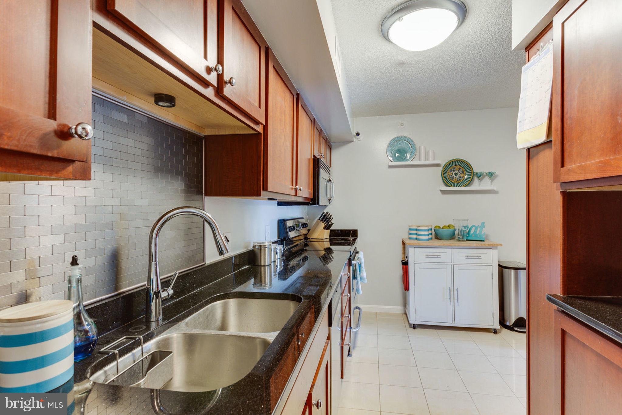 RENAISSANCE AT TYSONS - Residential