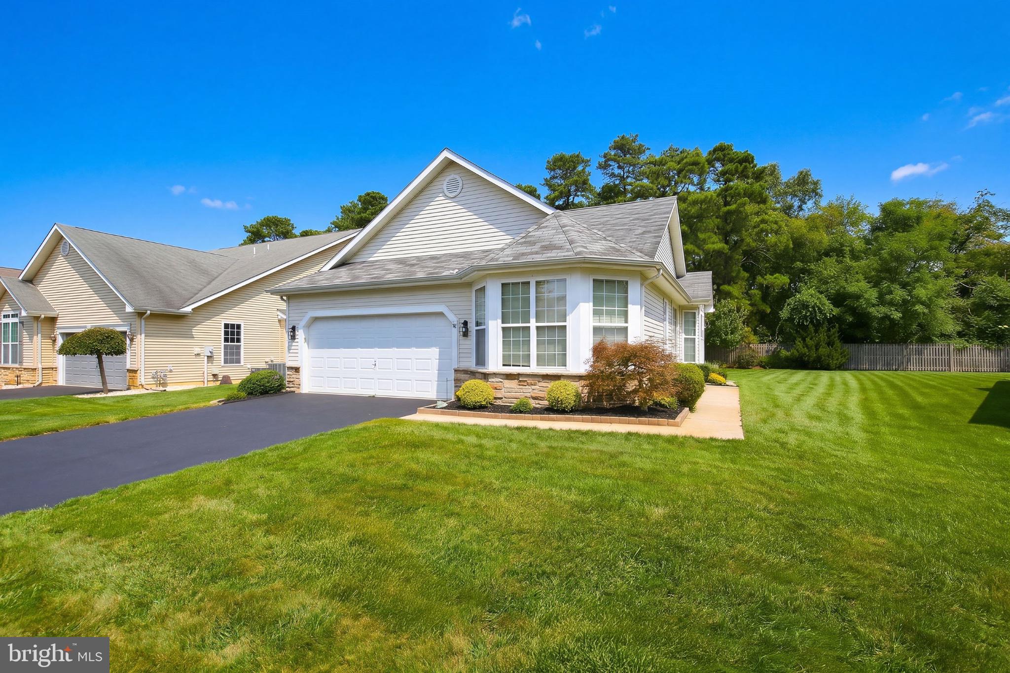 607 TIMBERLINE LANE