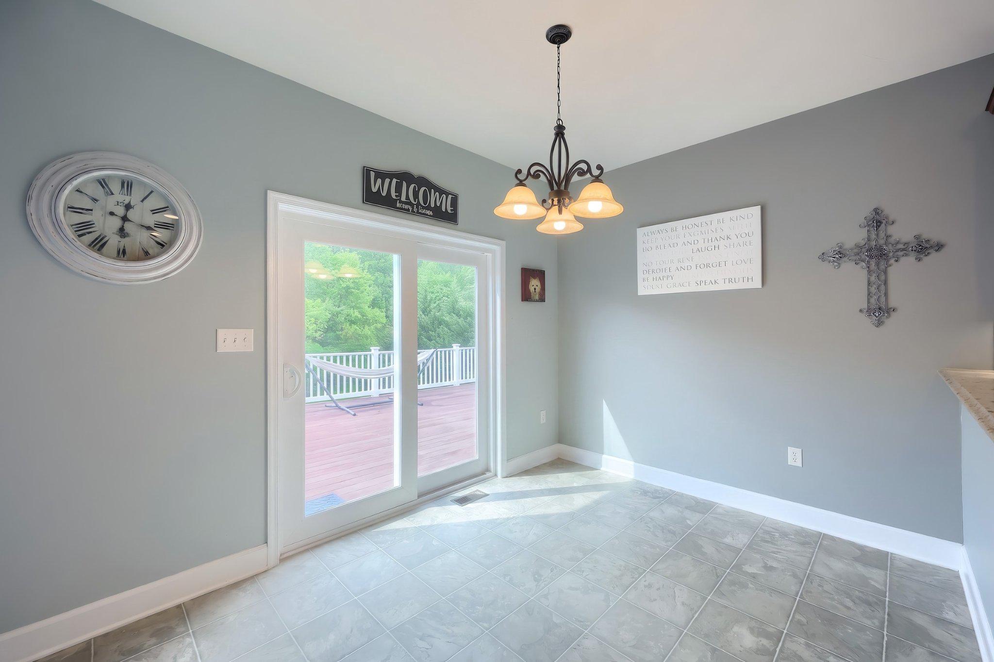 MAYERS SUMMIT - Residential