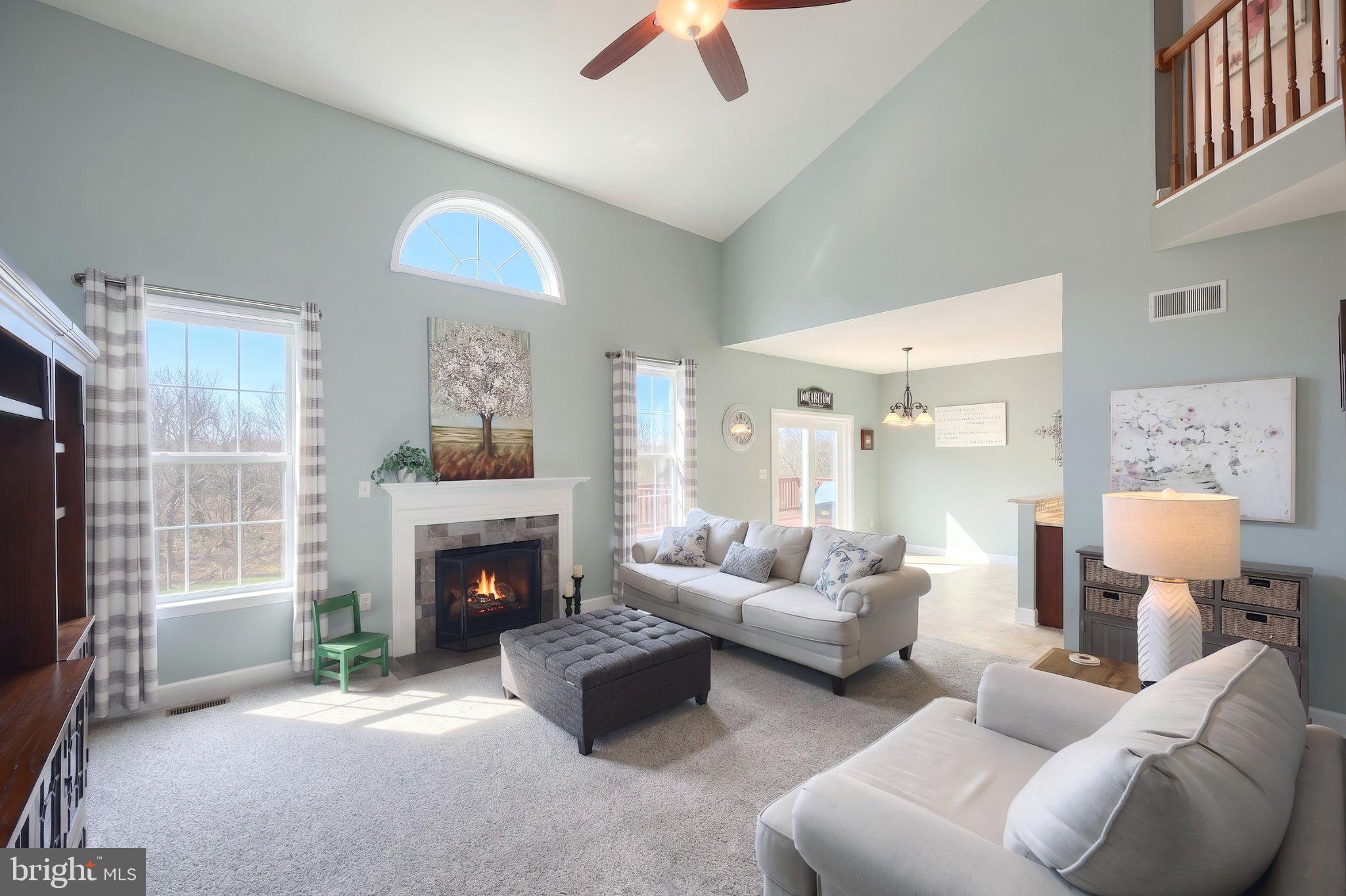 MAYERS SUMMIT - Residential
