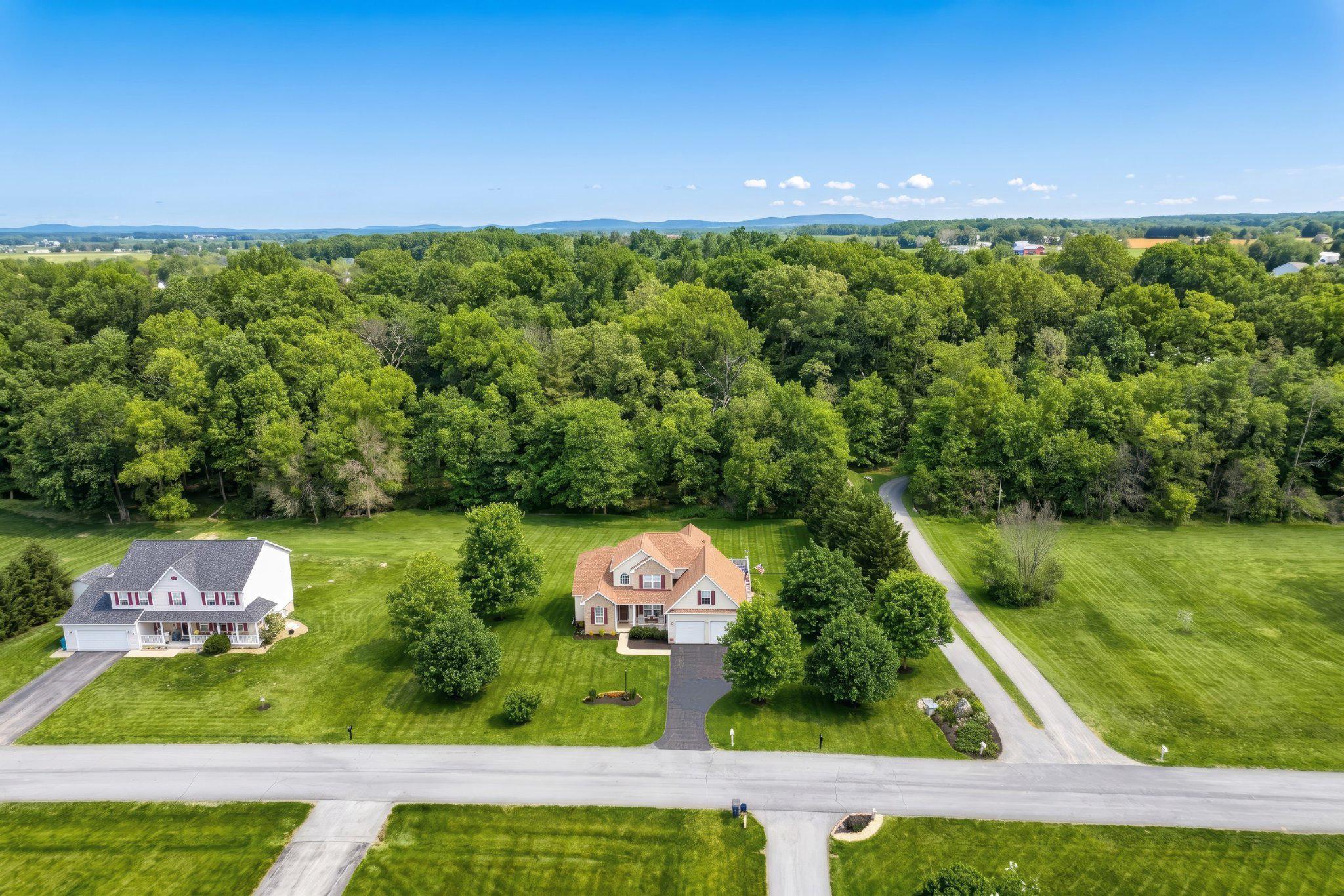 MAYERS SUMMIT - Residential