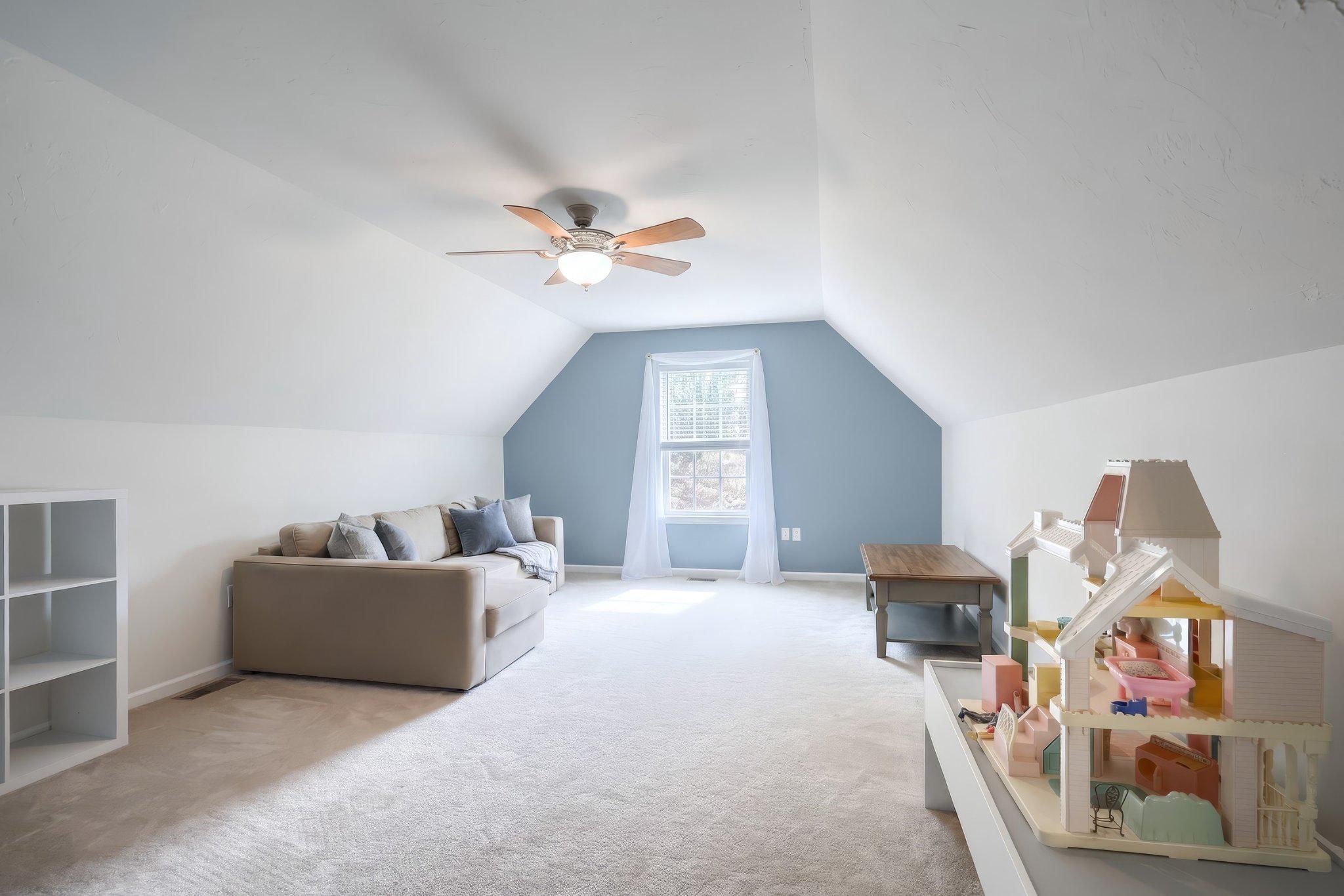 MAYERS SUMMIT - Residential