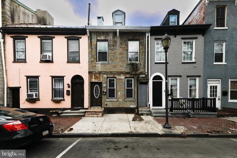 230 S 4TH STREET READING PA 19602