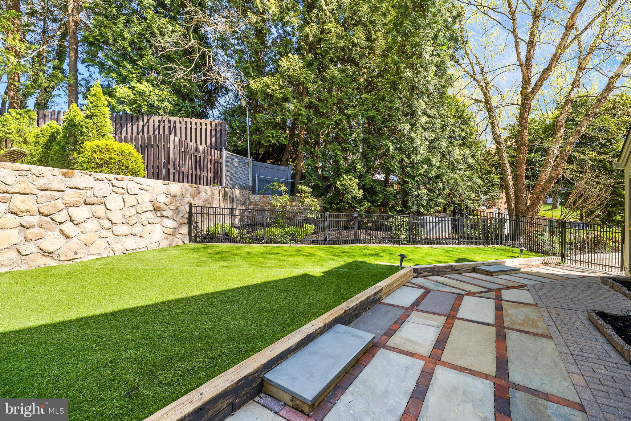 BAEDERWOOD - Residential